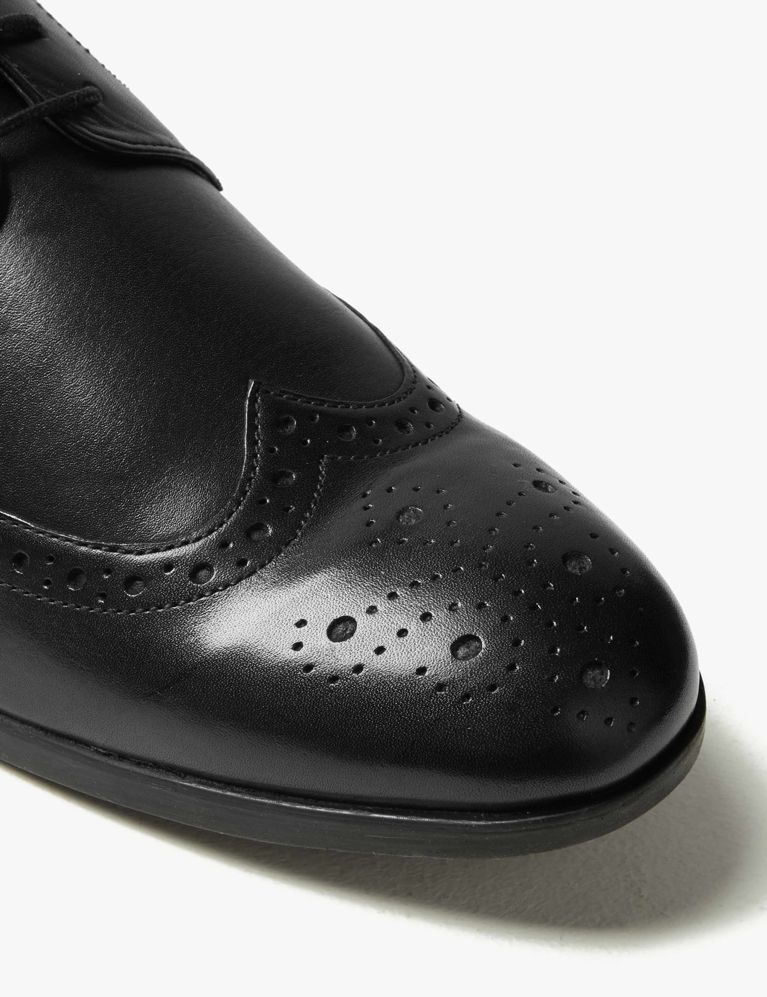 Airflex™ Leather Brogues 4 of 6