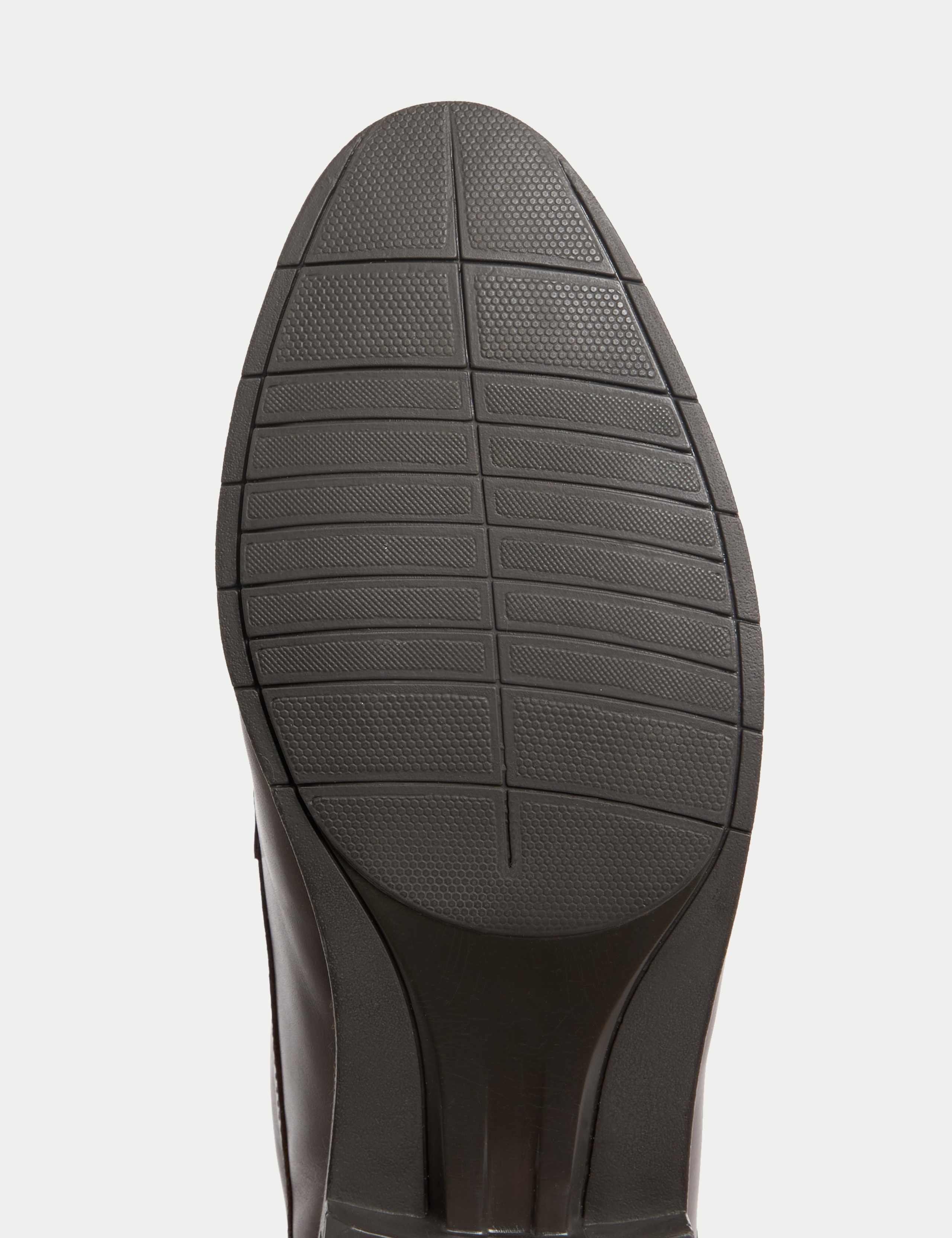 Airflex™ Leather Derby Shoes 4 of 4