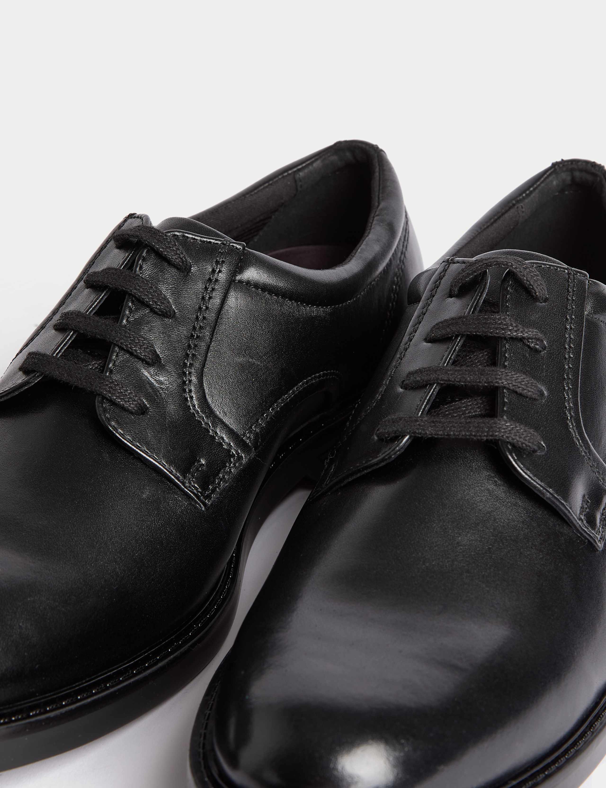 Airflex™ Leather Derby Shoes 3 of 4