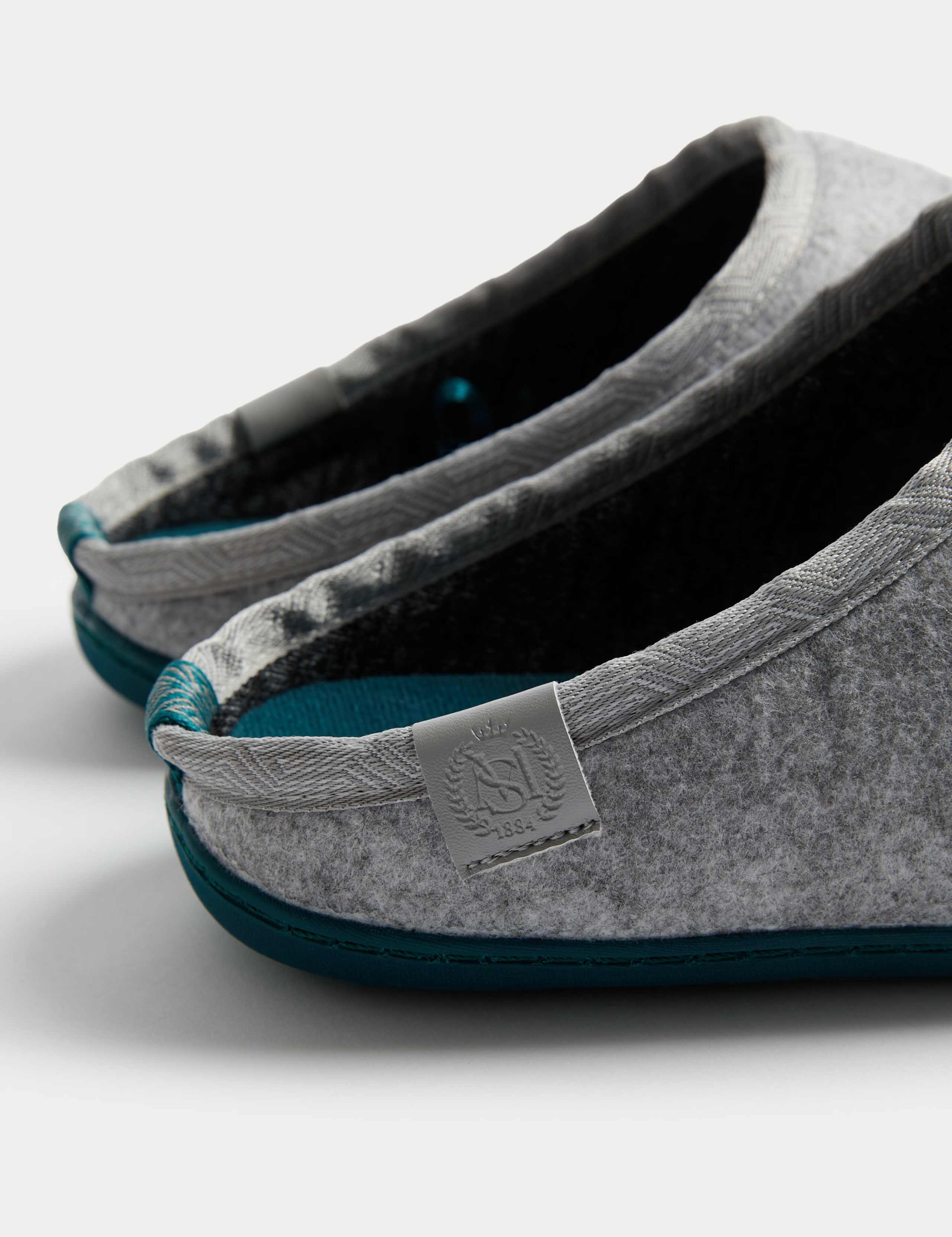 Cool Lined Mule Slippers 3 of 4