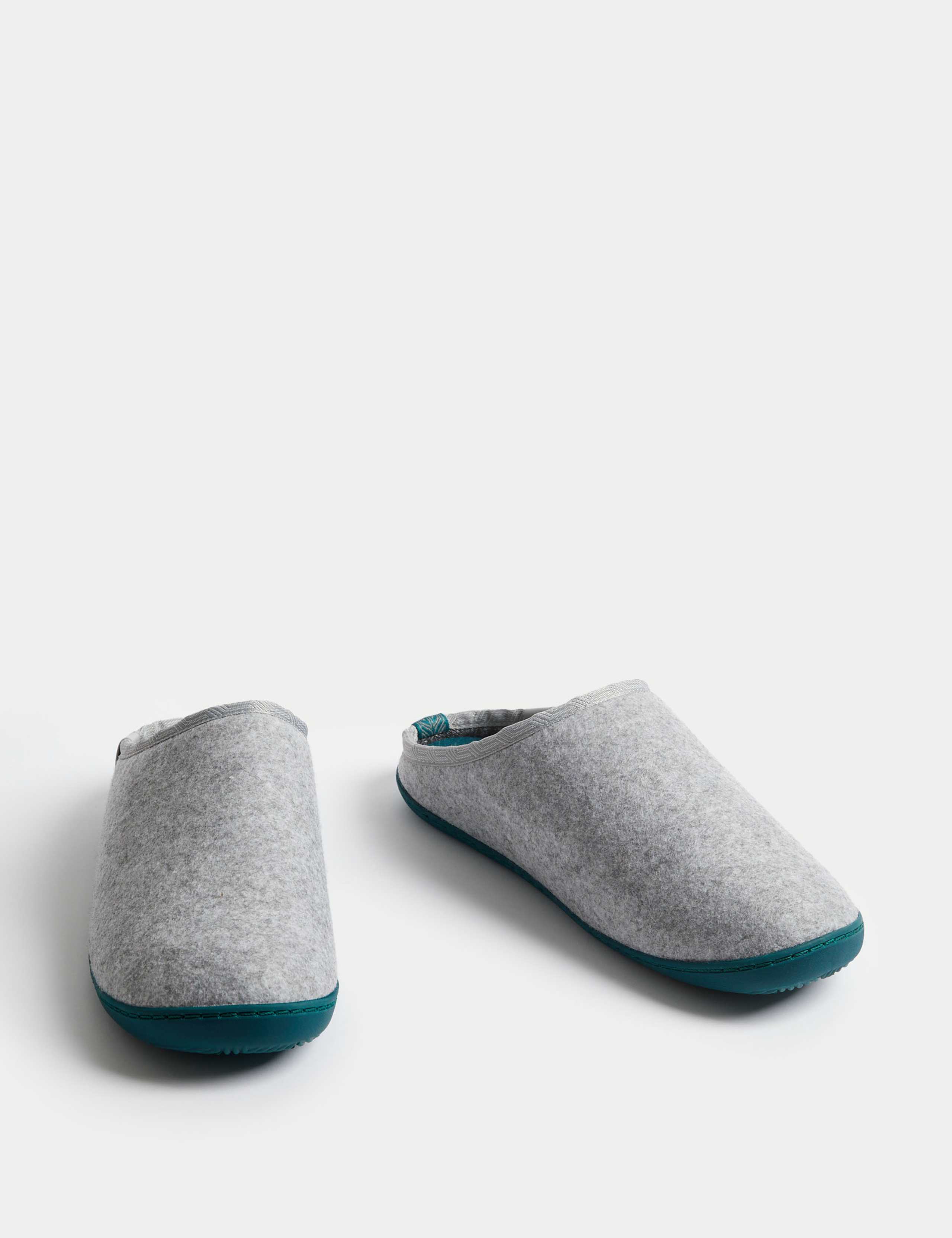 Cool Lined Mule Slippers 2 of 4