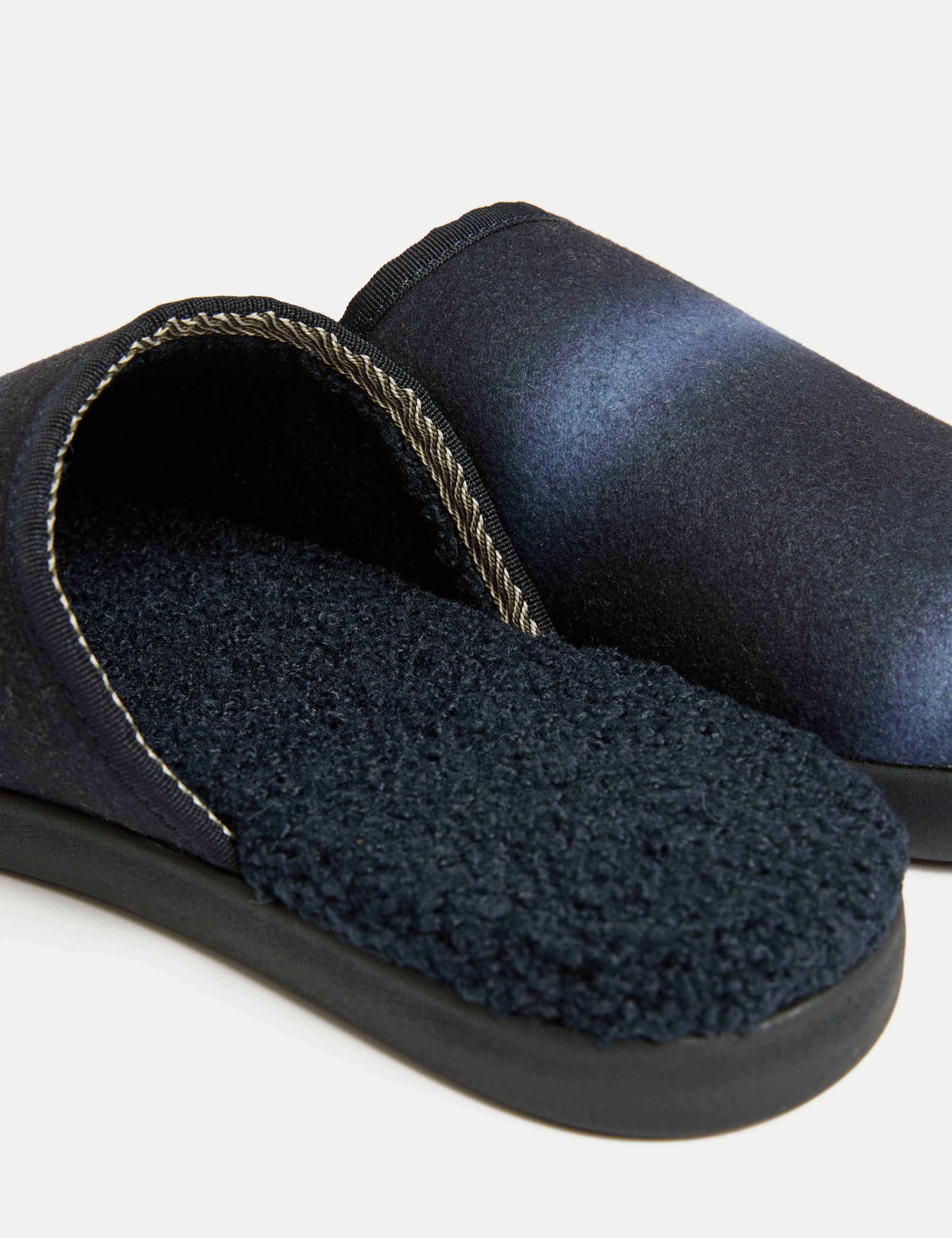 Fleece Lined Mule Slippers with Freshfeet™ 3 of 4
