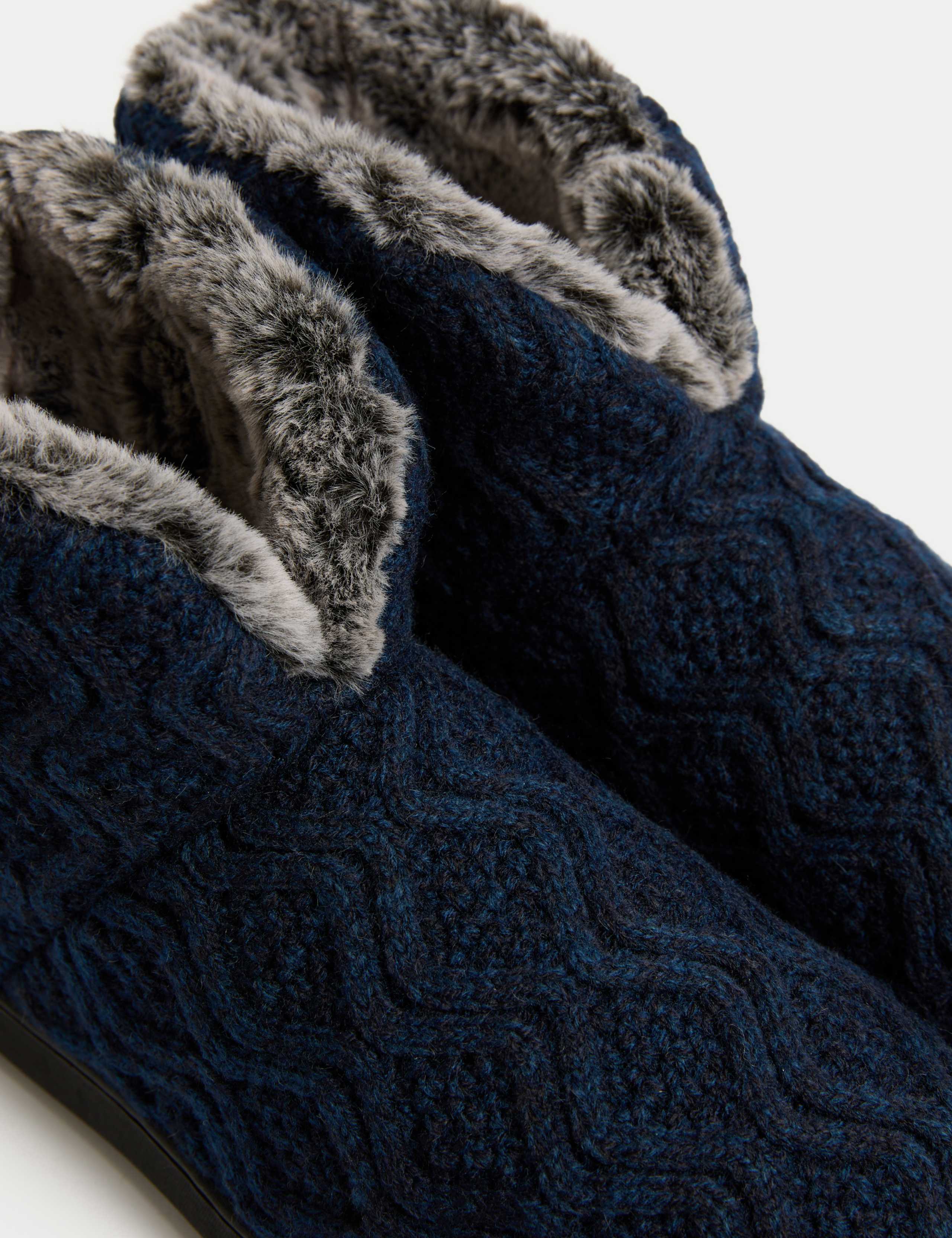 Knitted Slipper Boots with Freshfeet™ 3 of 4