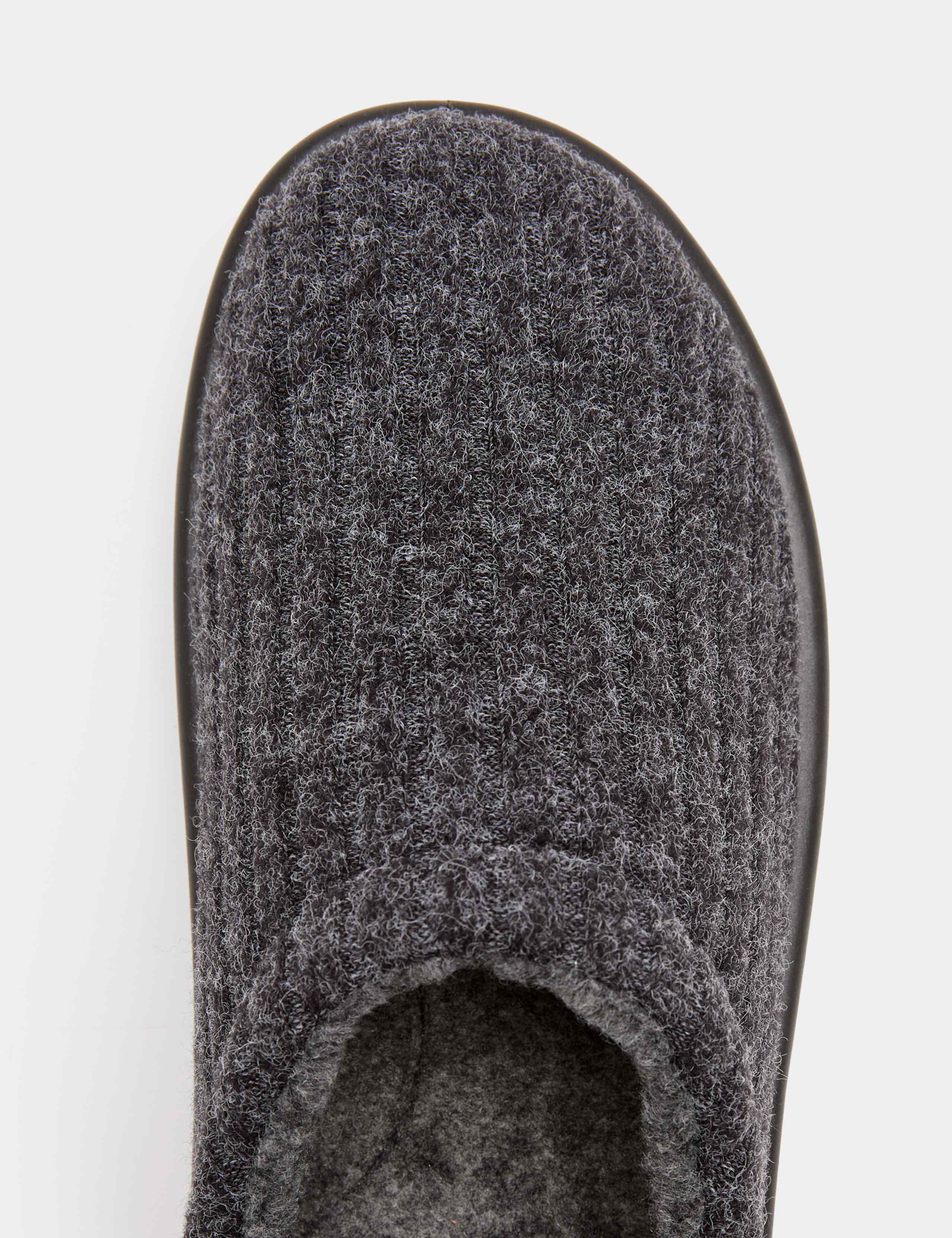 Contrast Slippers with Freshfeet™ 3 of 3