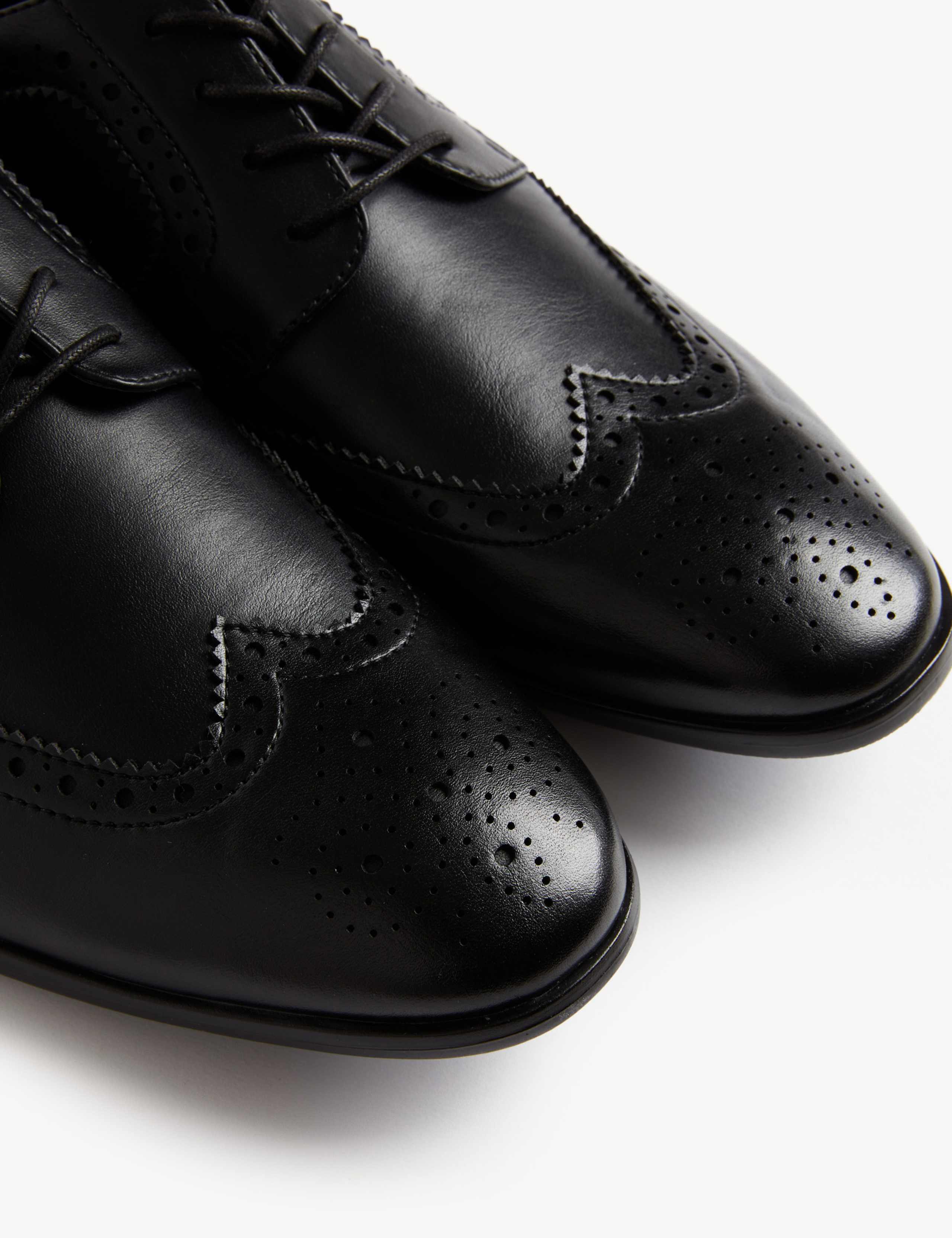 Brogues 3 of 4