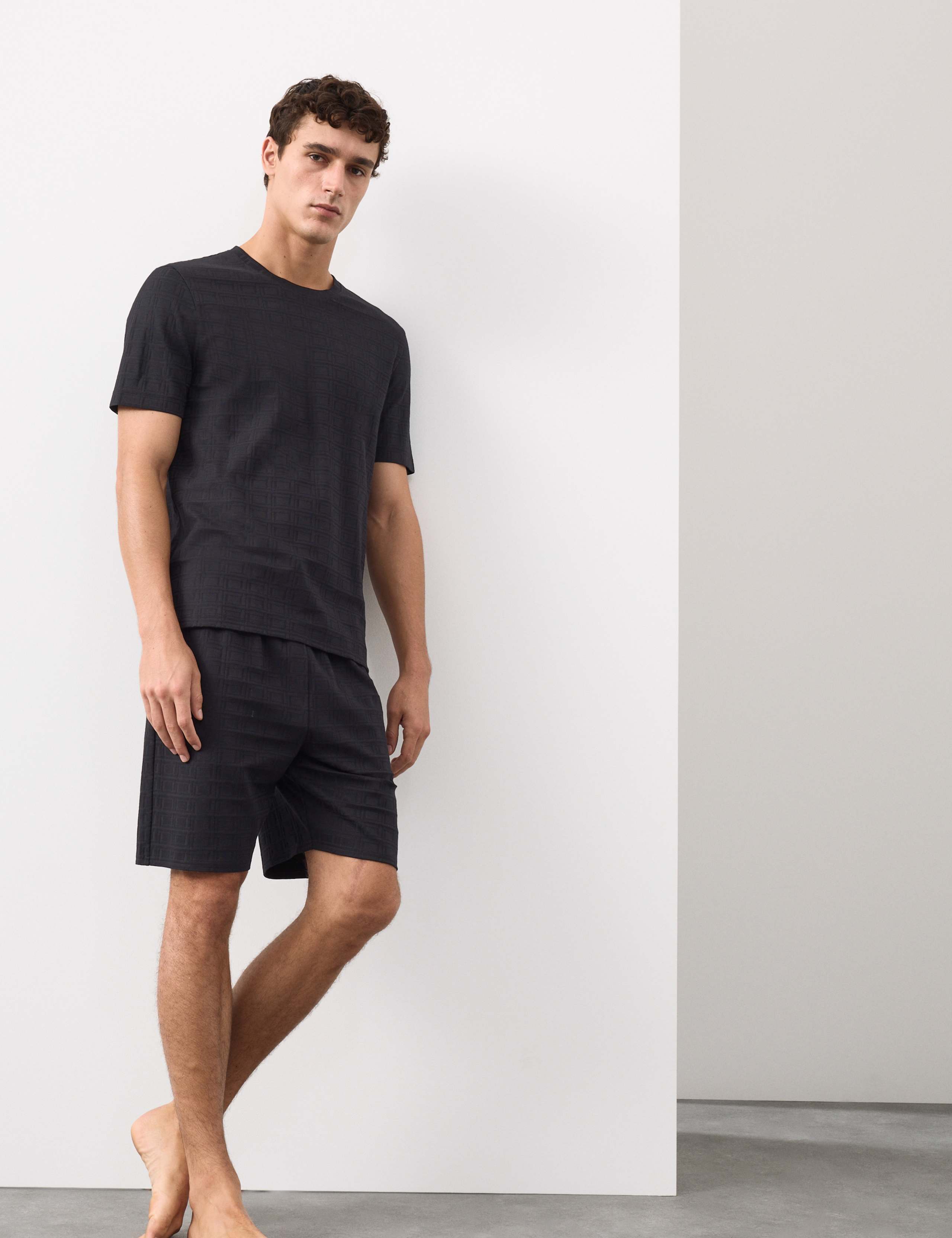 Supima® CottonRich Stretch Jacquard T Shirt 4 of 6