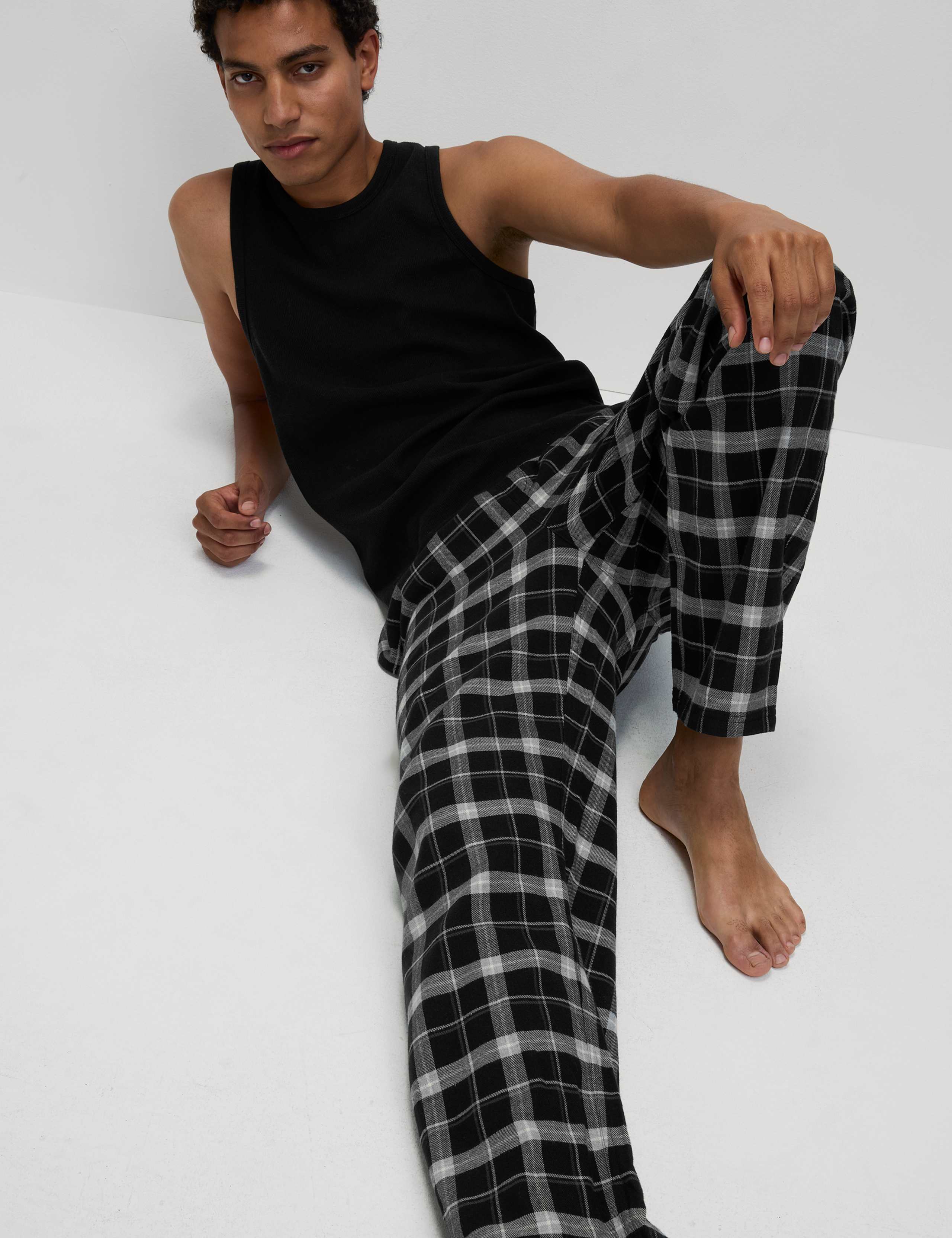 2 Pack Brushed Cotton Checked Pyjama Bottoms 3 of 5