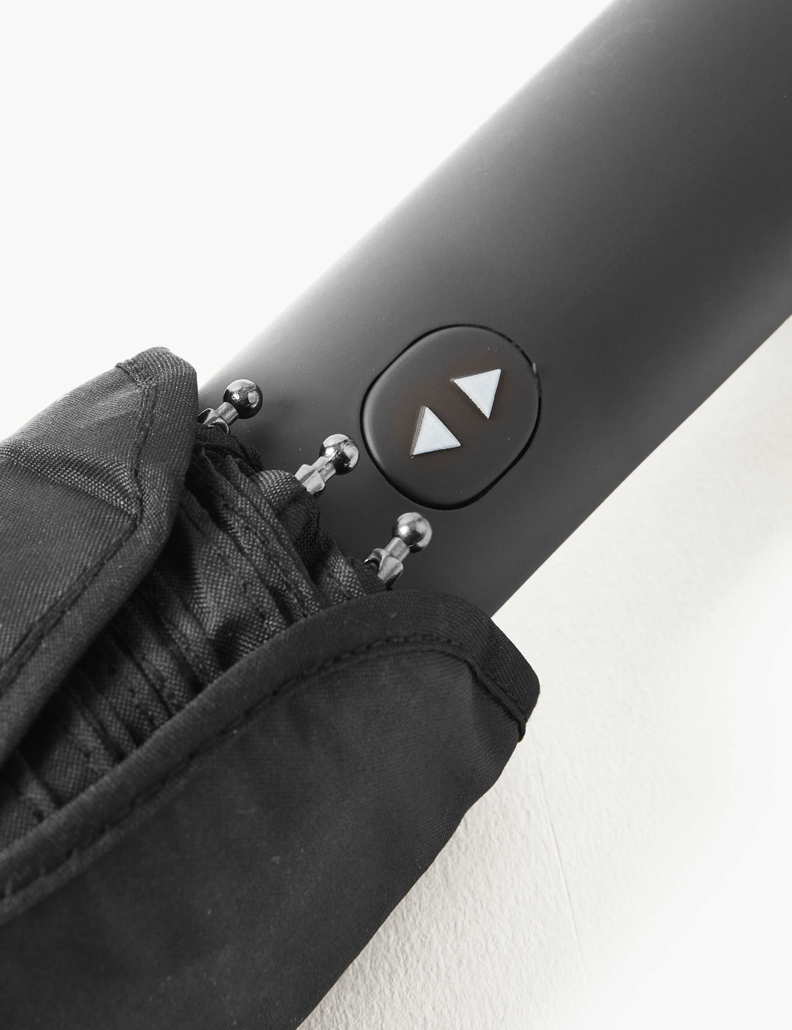 Travel Umbrella with Stormwear™ & Windtech™ 3 of 7