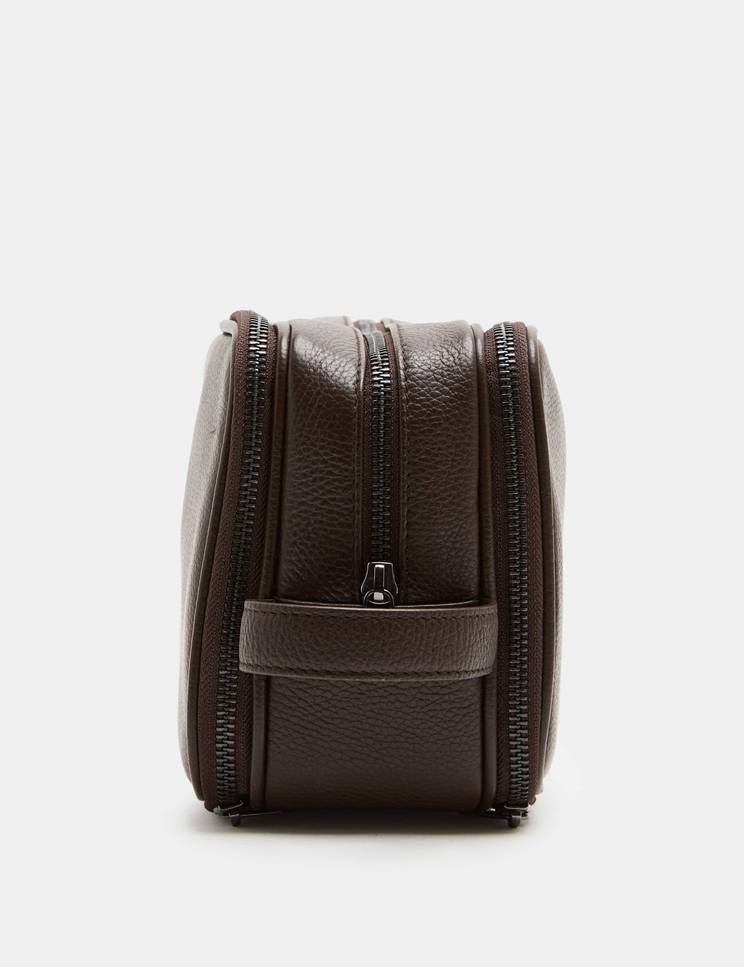 Leather Wash Bag 2 of 4
