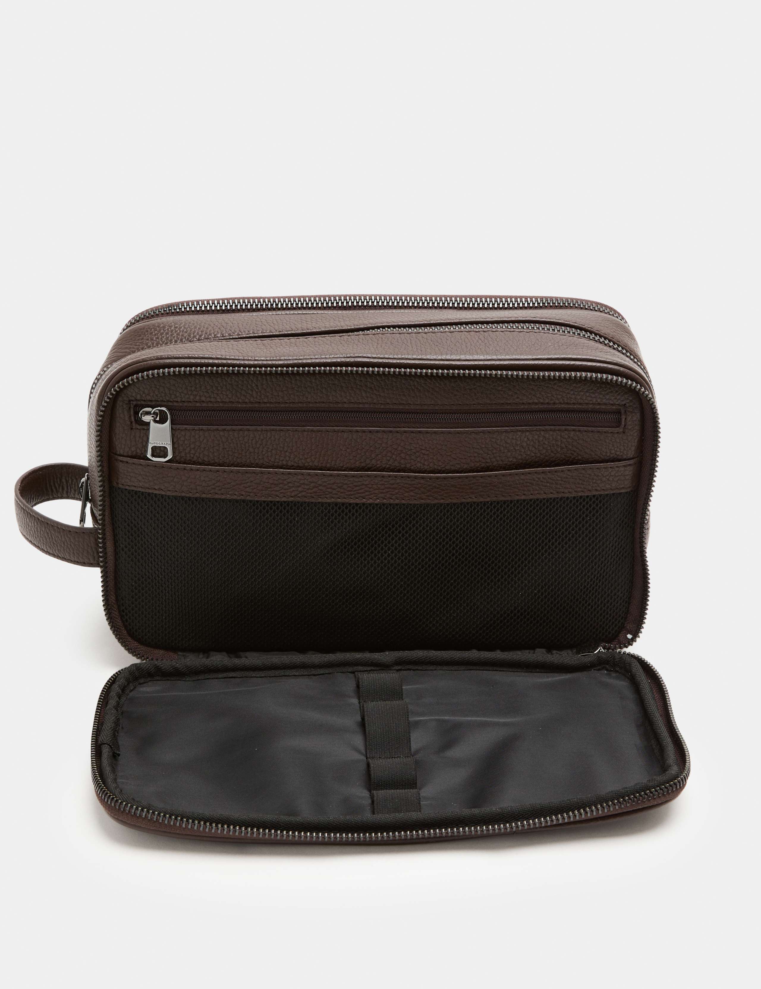 Leather Wash Bag 3 of 4