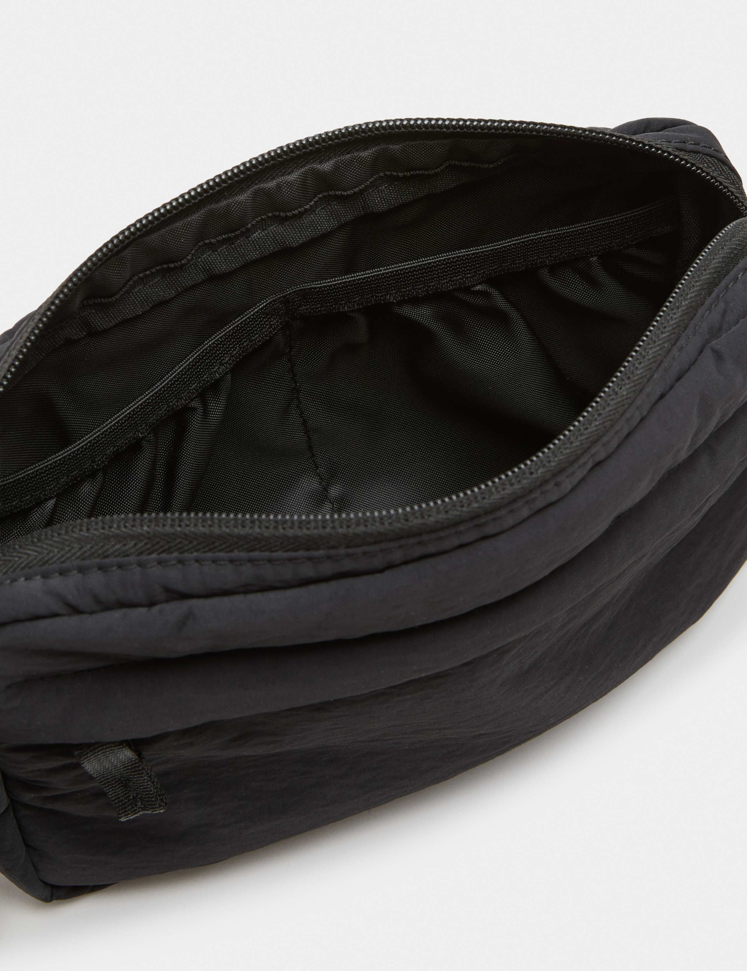 Stormwear™ Cross Body Bag 3 of 4