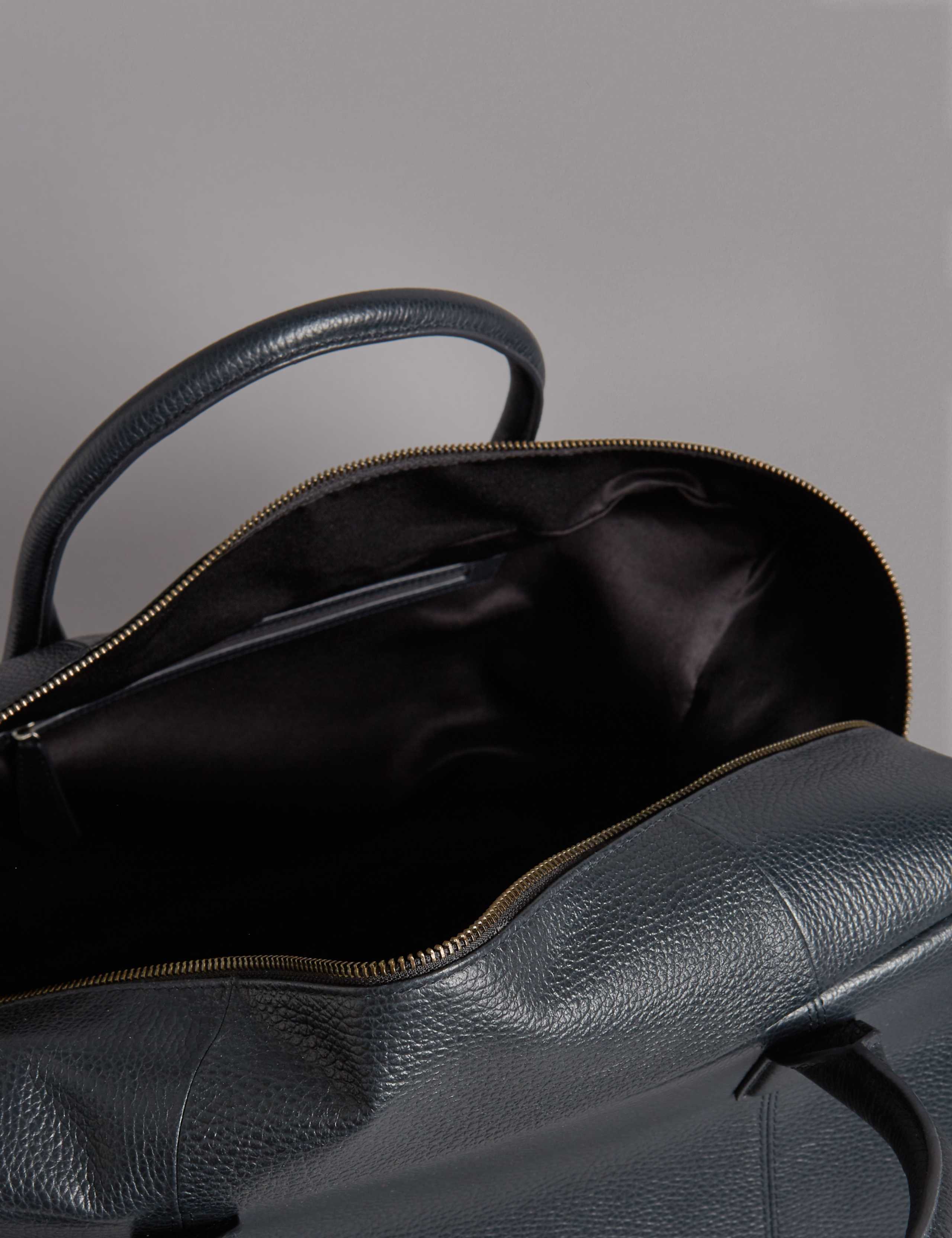 Pebble Grain Leather Holdall 5 of 5