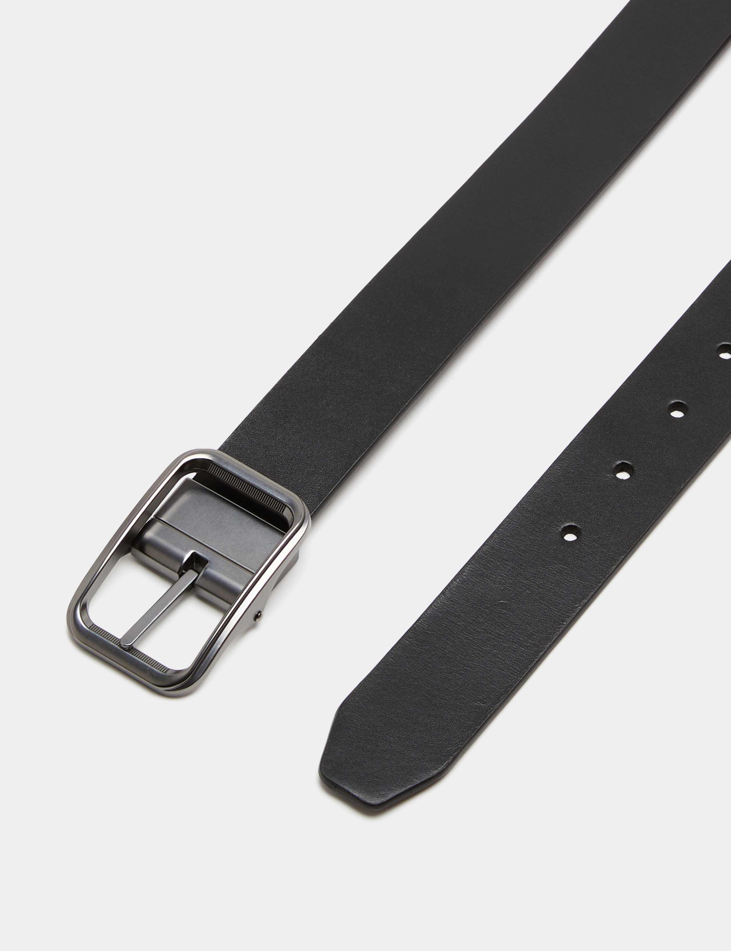 Leather Reversible Buckle Belt 3 of 3