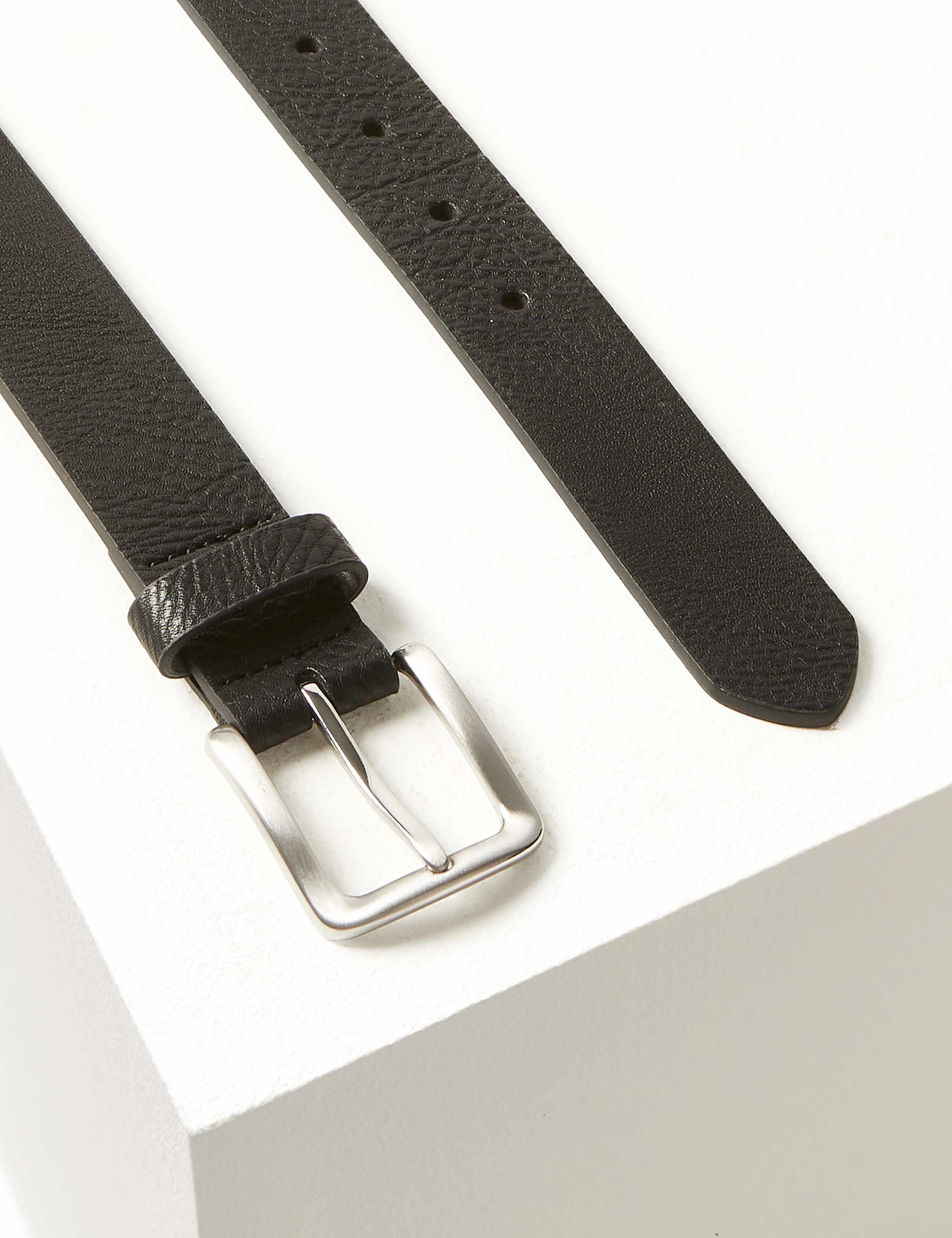 Rectangular Buckle Casual Belt 4 of 4