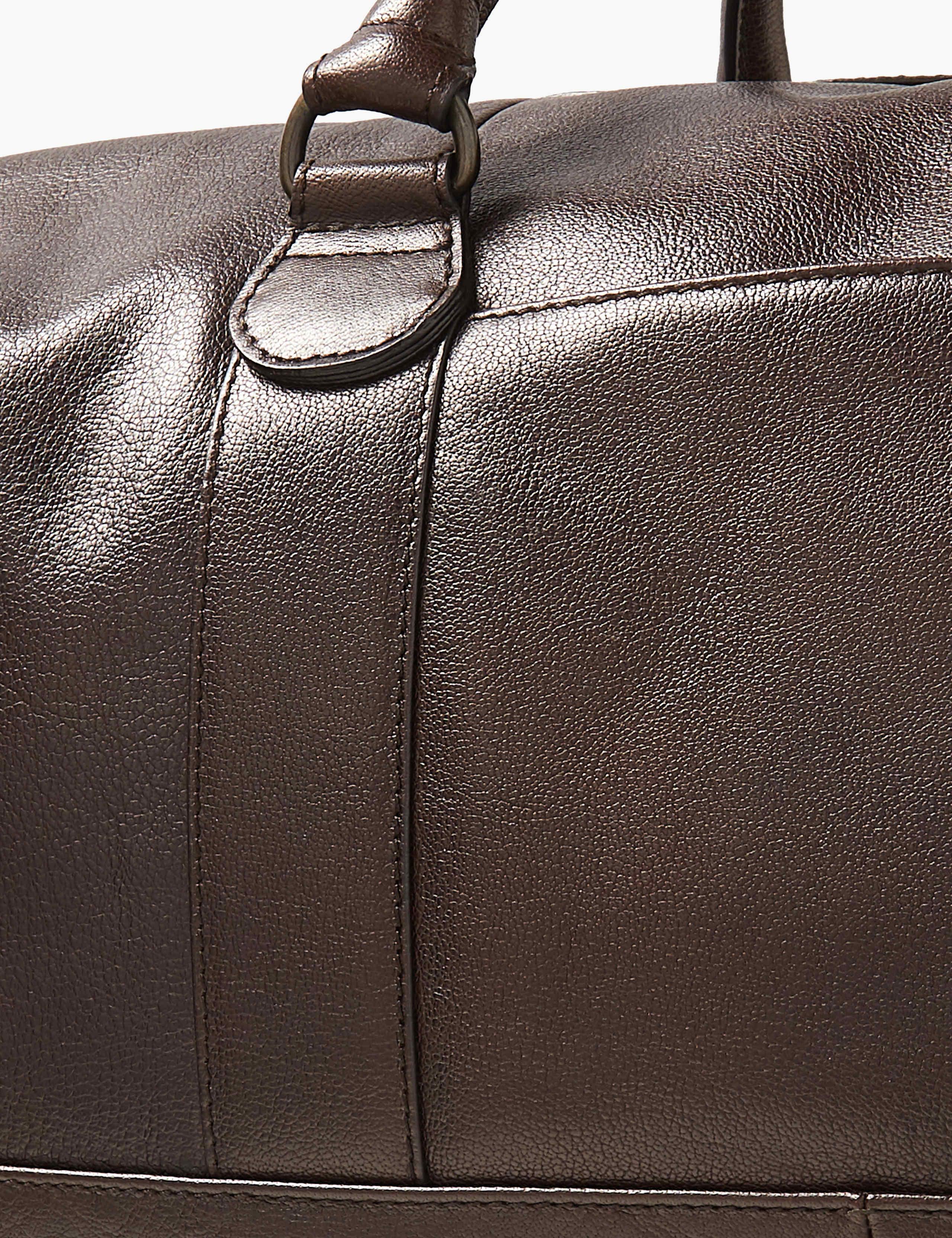 Casual Leather Holdall 6 of 7