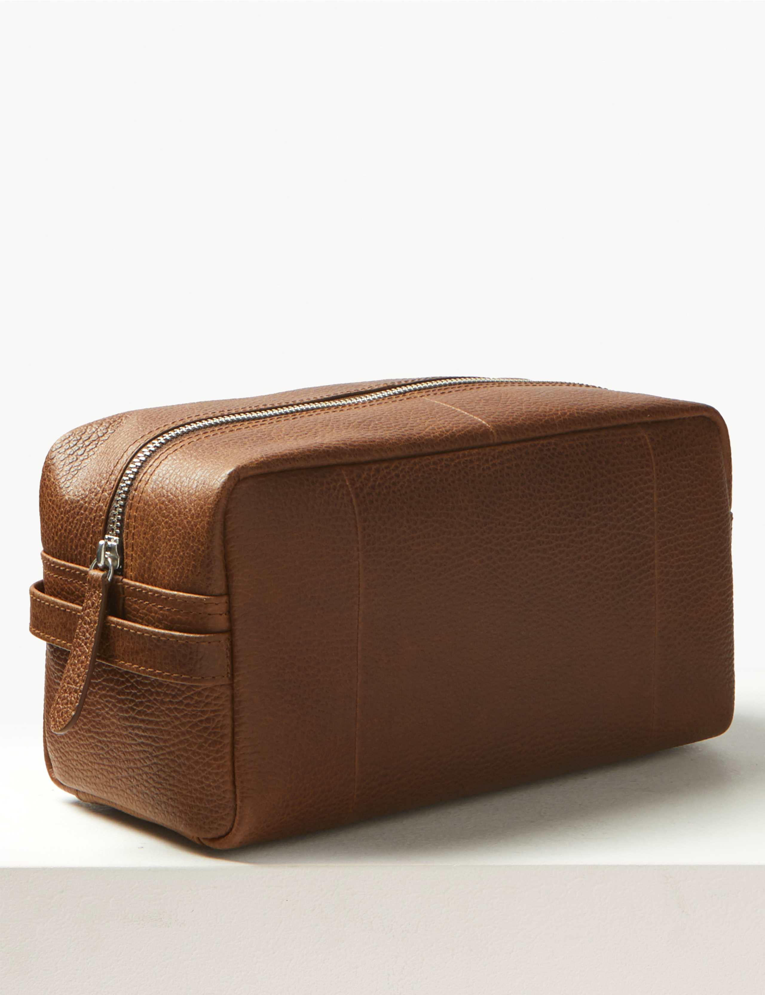 Pebble Grain Leather Washbag 3 of 6