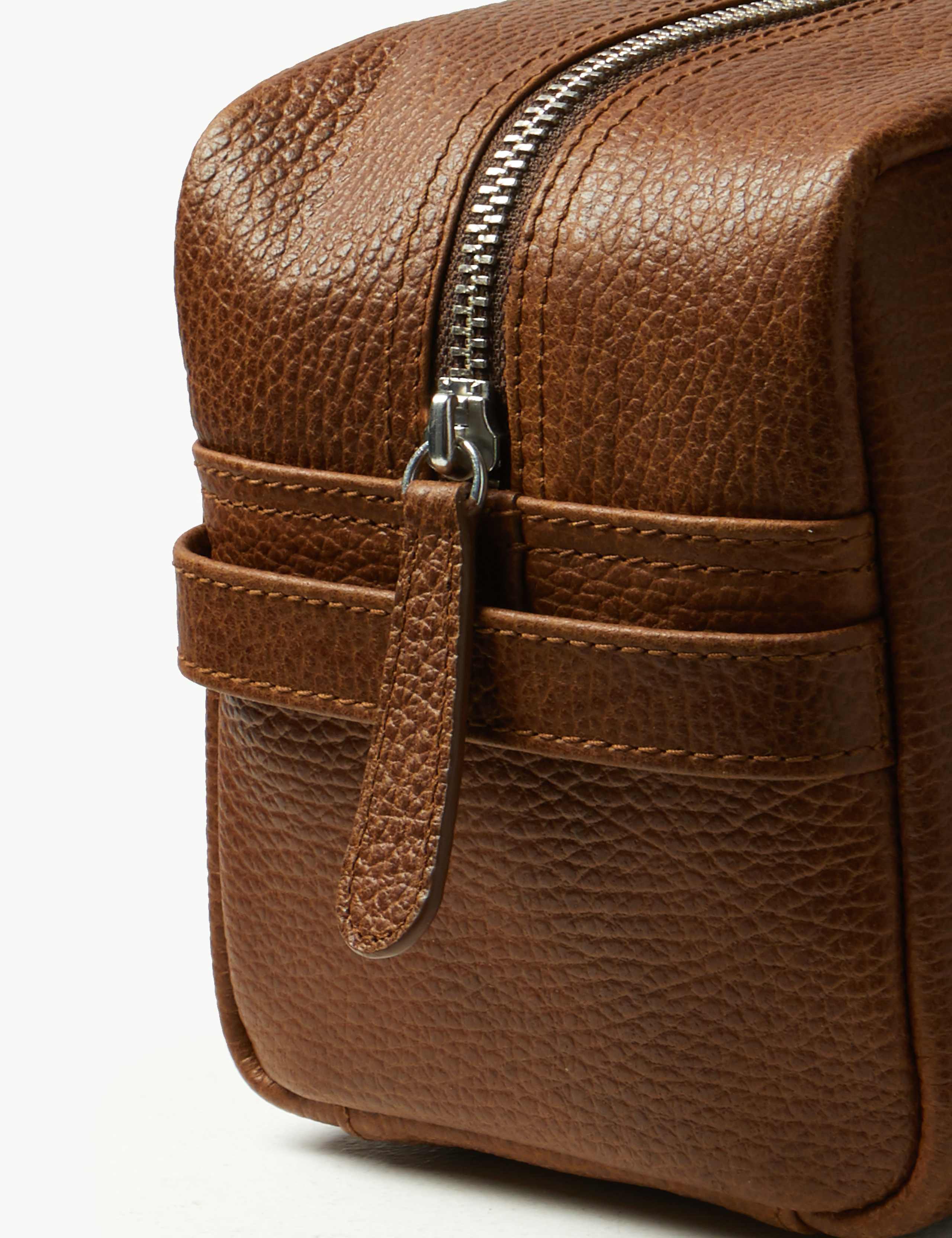 Pebble Grain Leather Washbag 6 of 6
