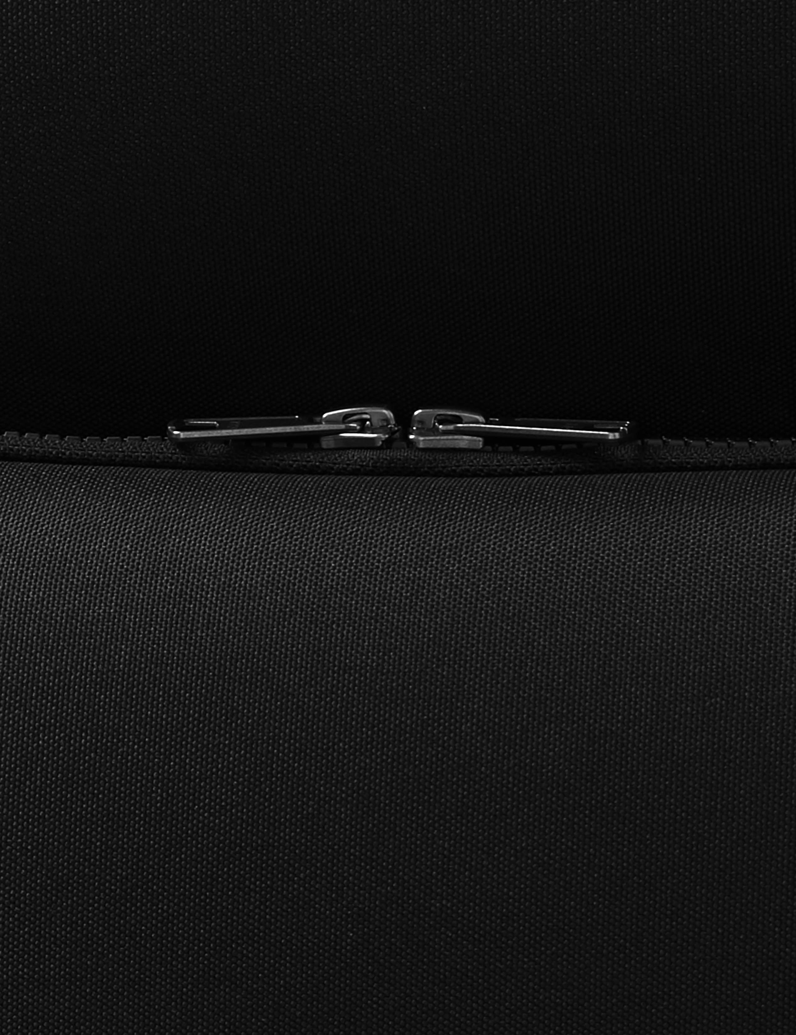 Scuff Resistant Cordura® Moulded Suit Carrier 5 of 5