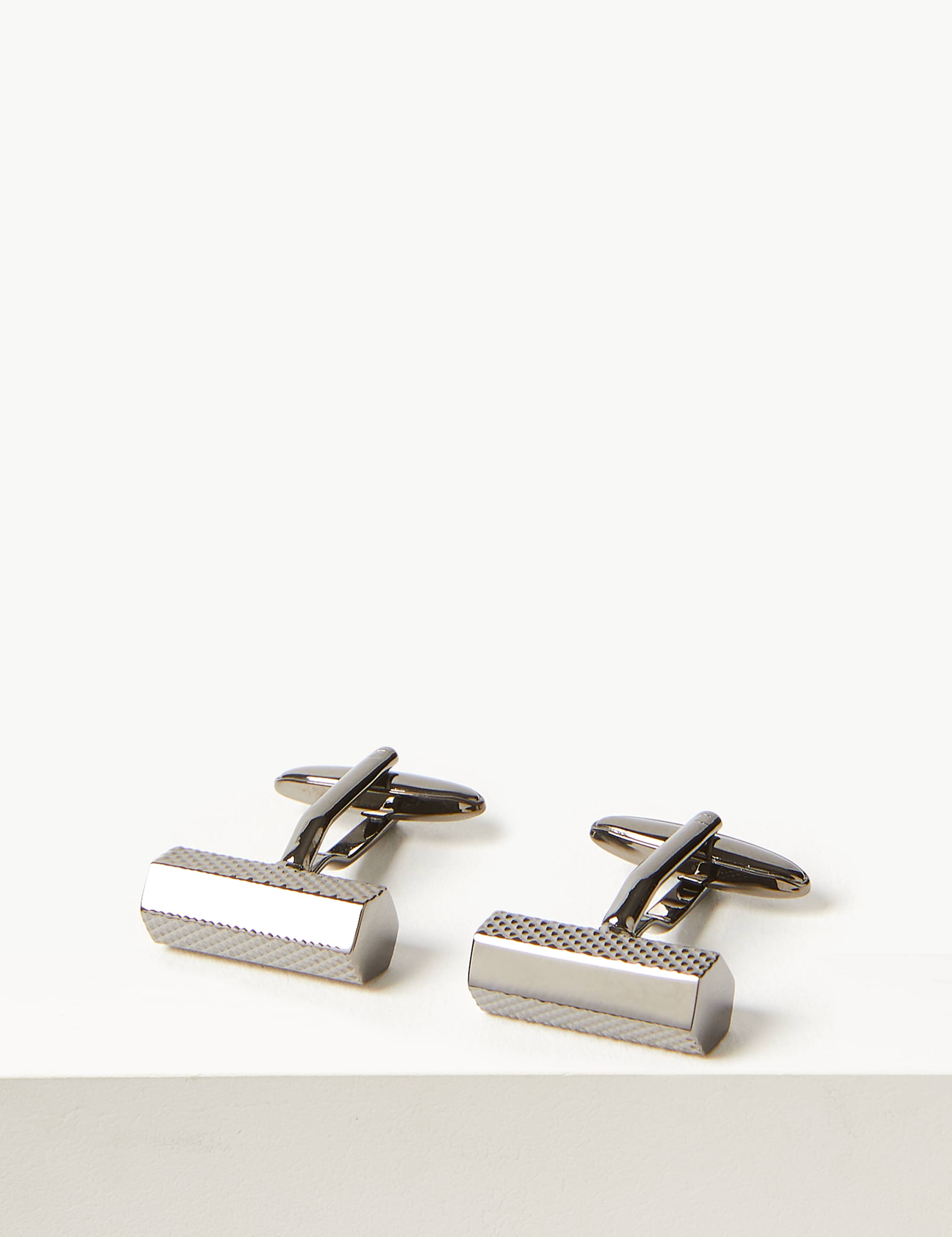 Textured Barrel Cufflinks 1 of 4