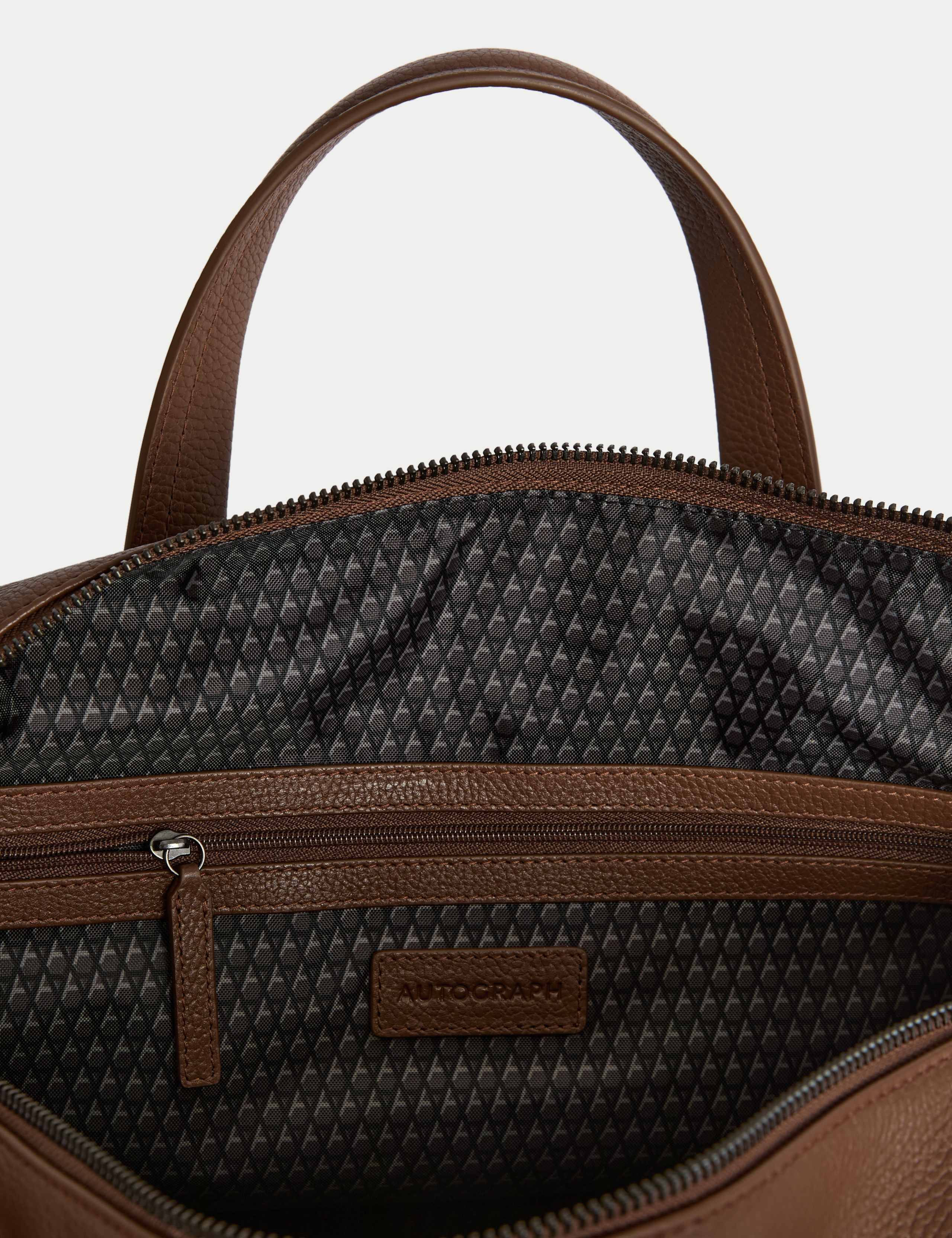 Casual Leather Weekend Bag 4 of 4