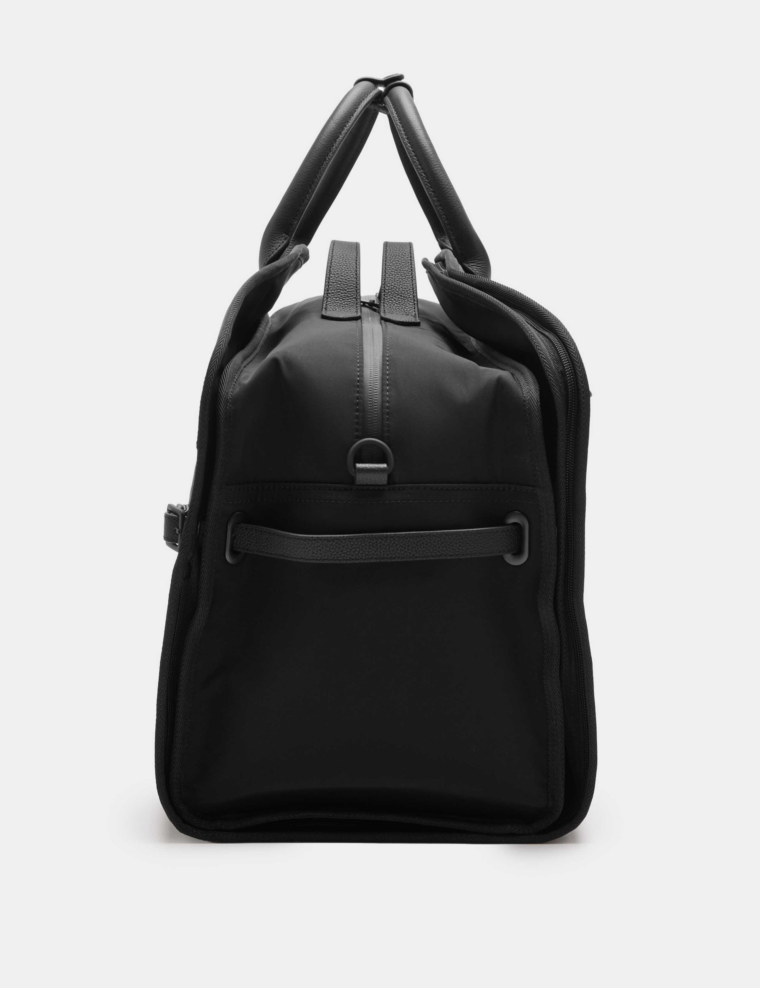Suit Carrier Weekend Bag 2 of 4