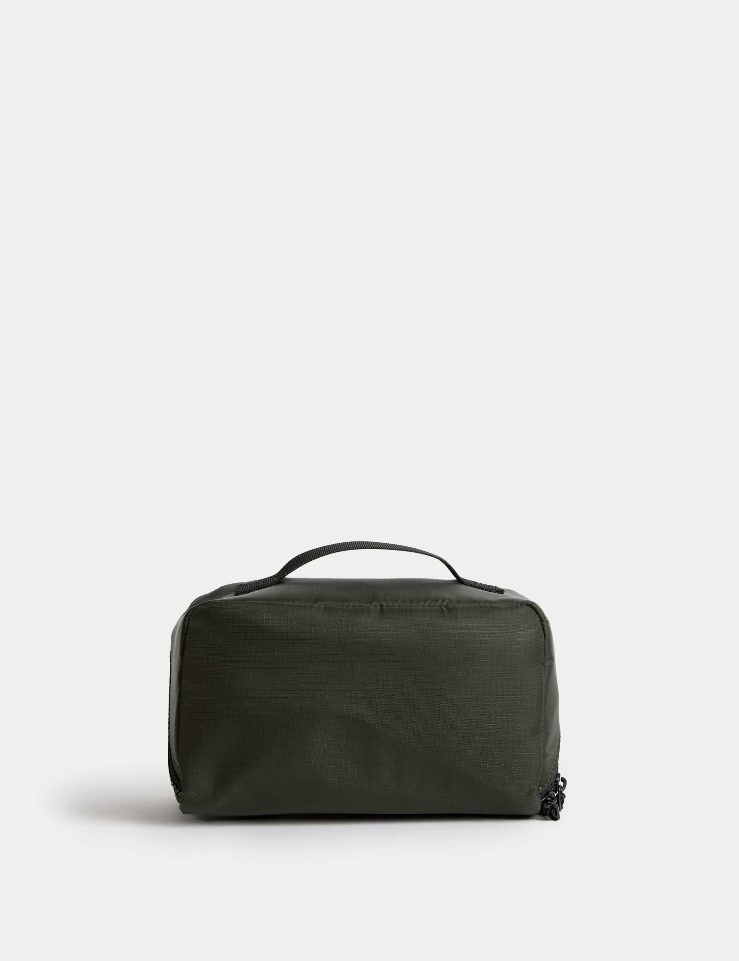 Stormwear™ Washbag 3 of 5