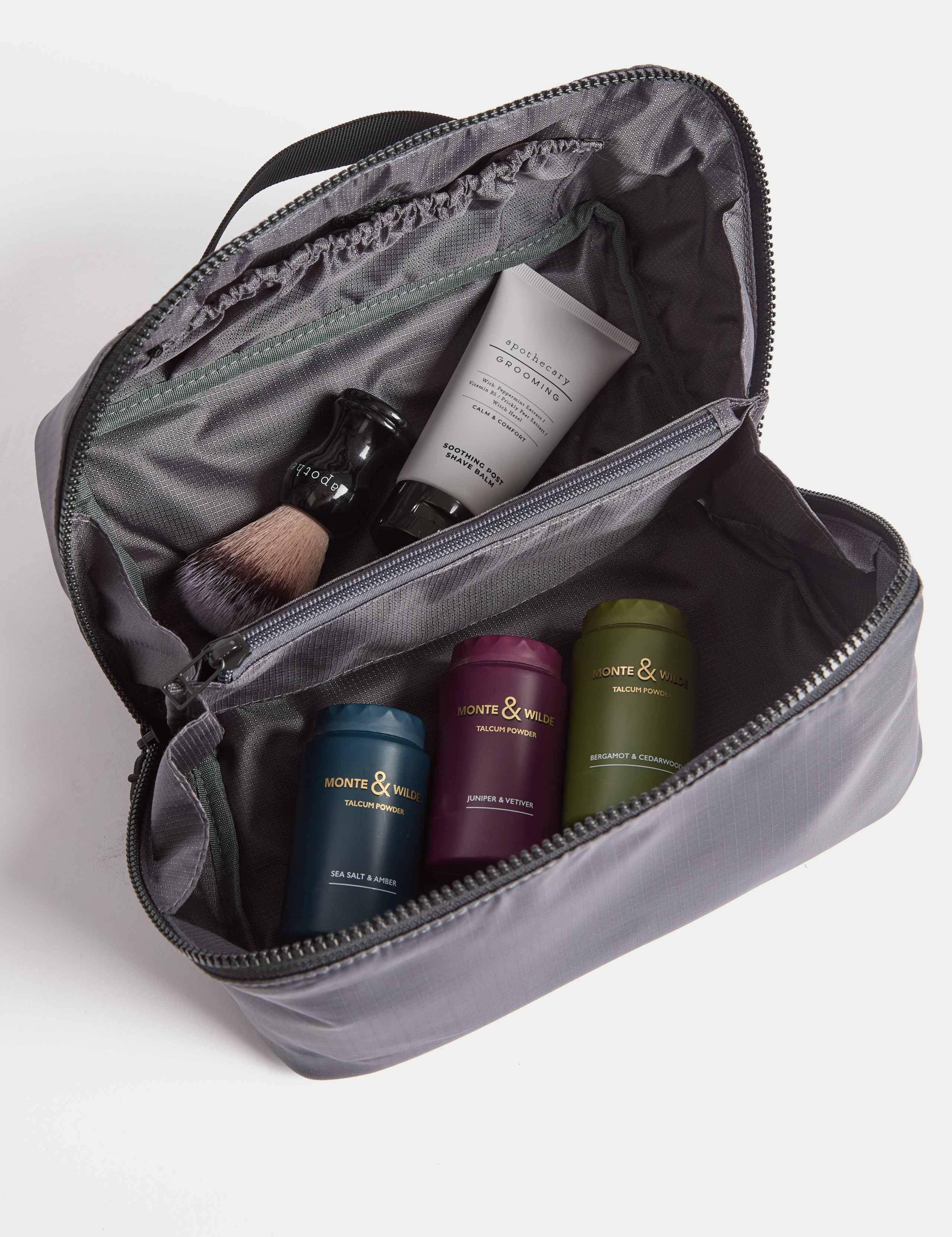 Stormwear™ Washbag 5 of 5
