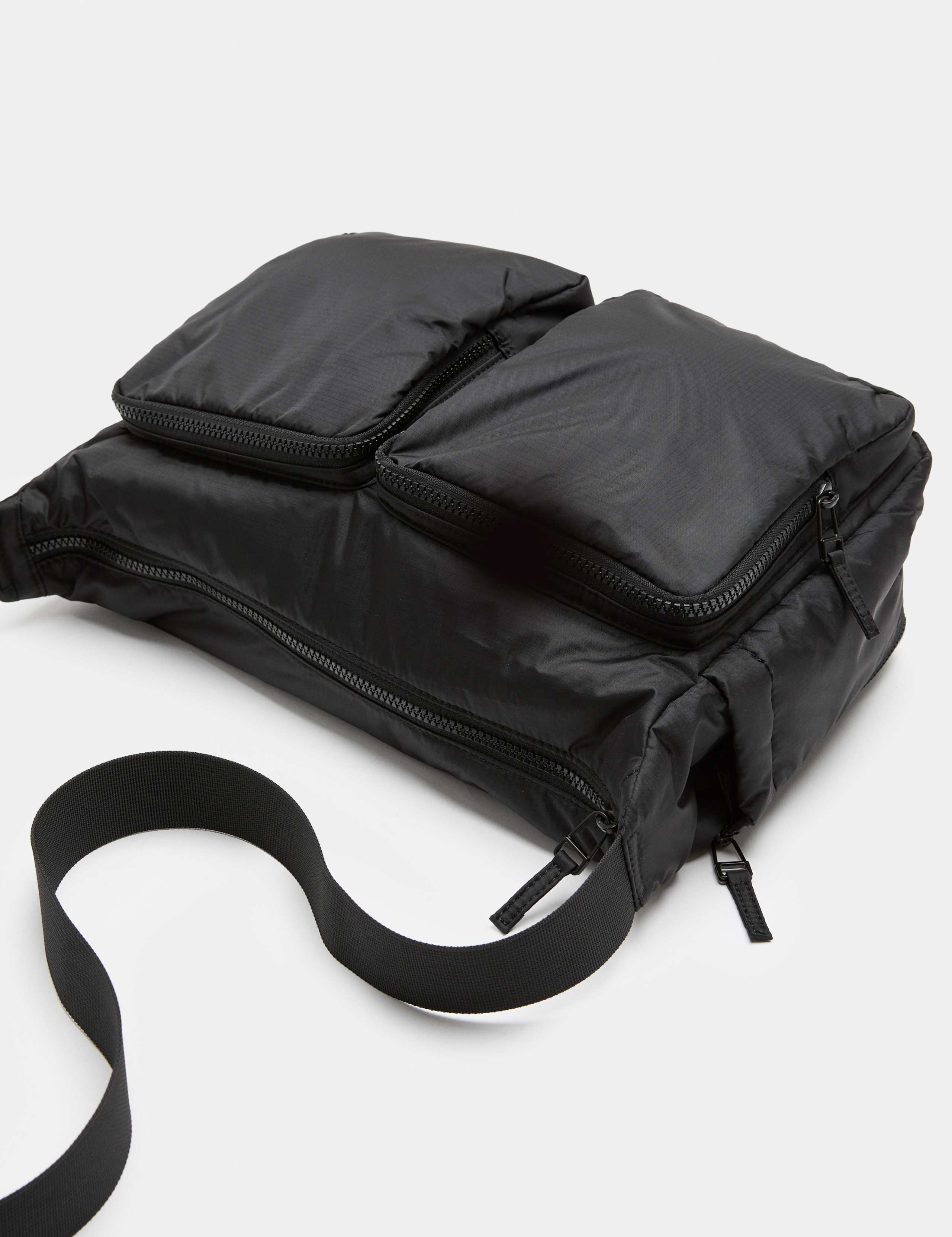 Stormwear Zip Messenger Bag 2 of 3