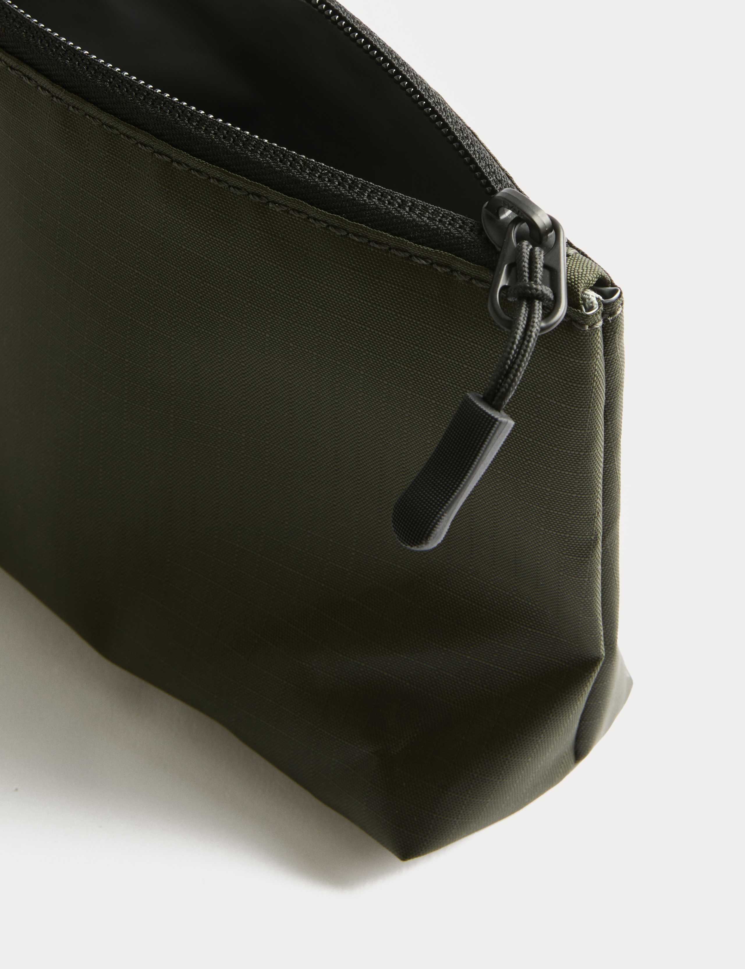 3 Pack Travel Pouches with Stormwear™ 2 of 2