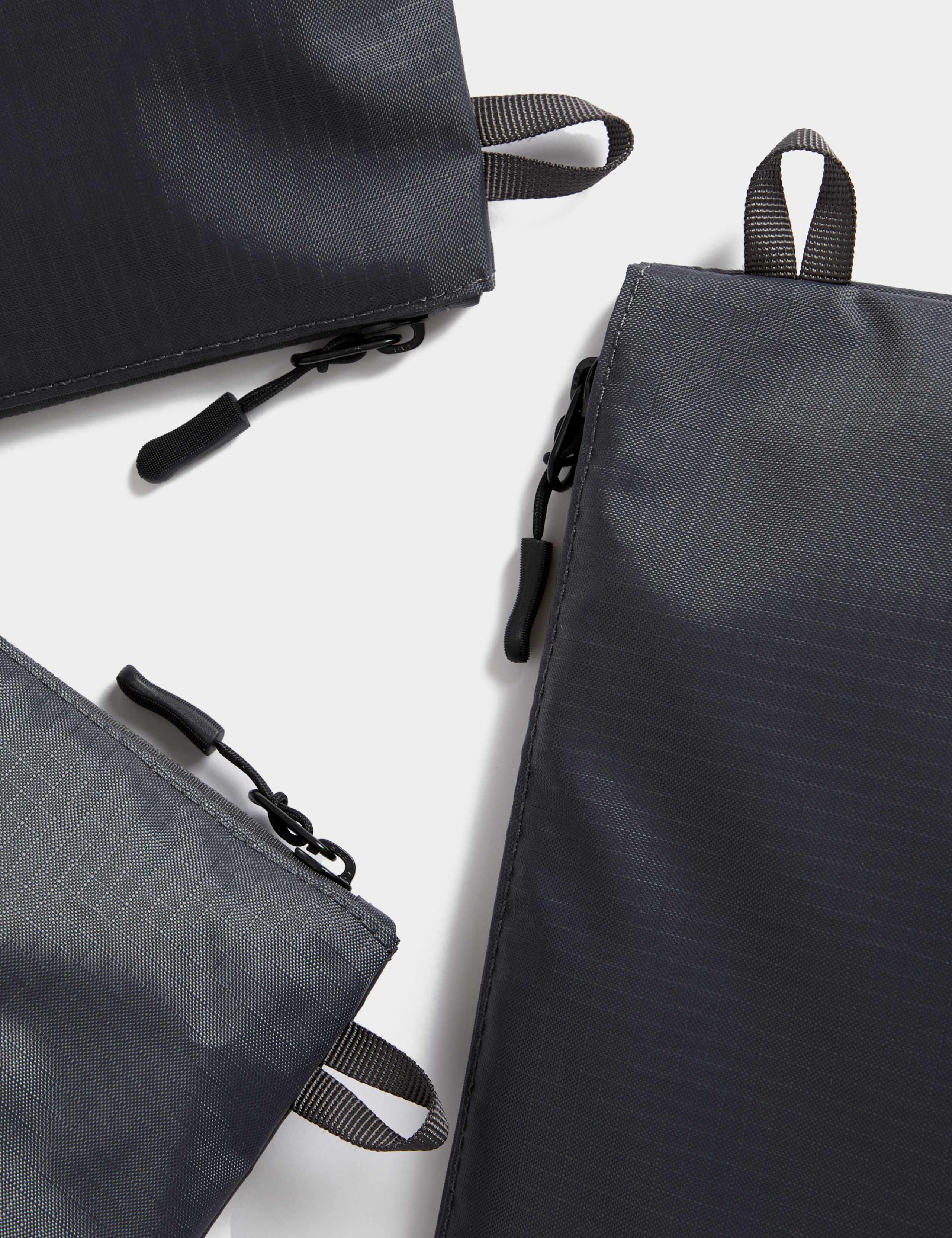 3 Pack Travel Pouches with Stormwear™ 2 of 5