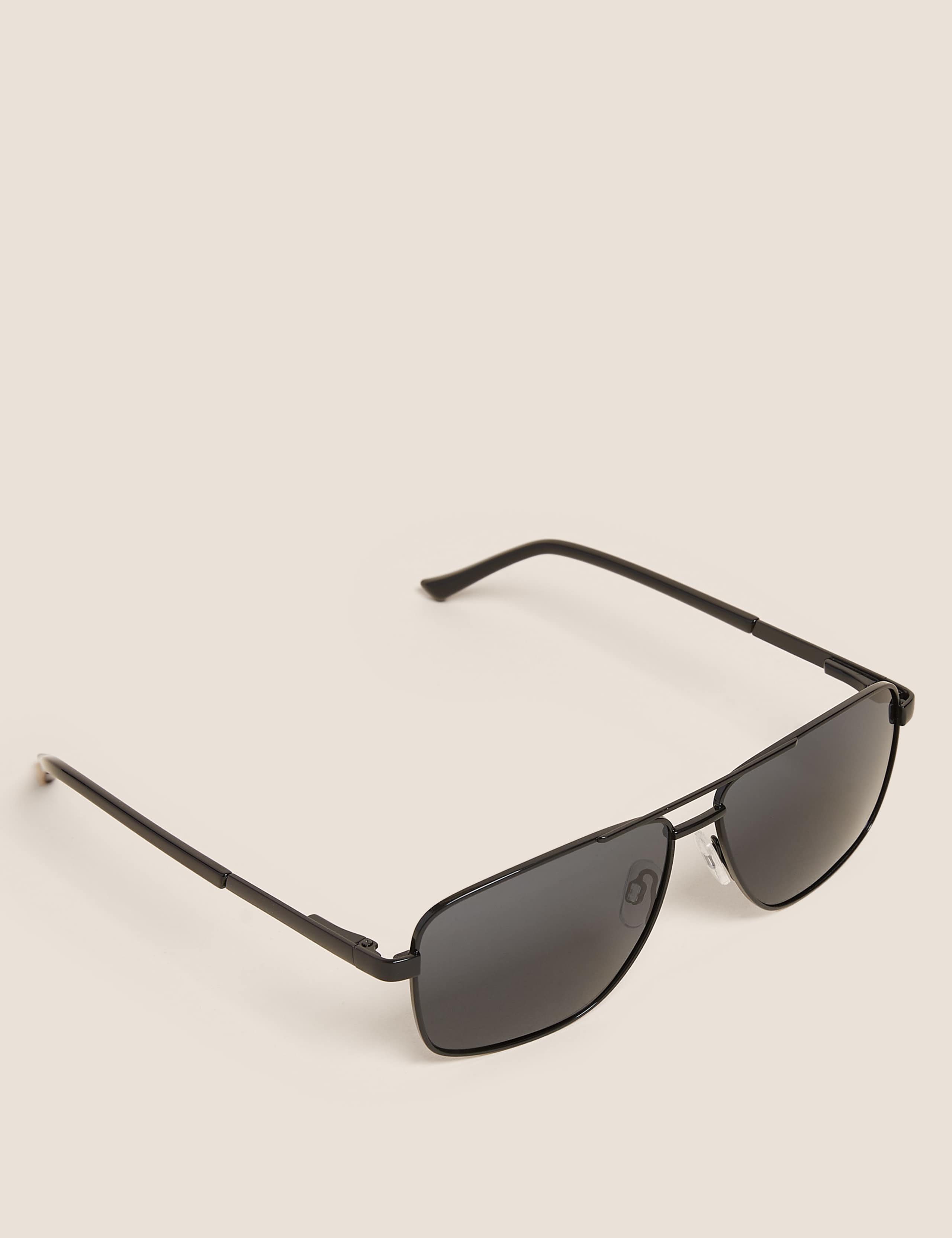 Navigator Polarised Sunglasses 3 of 5