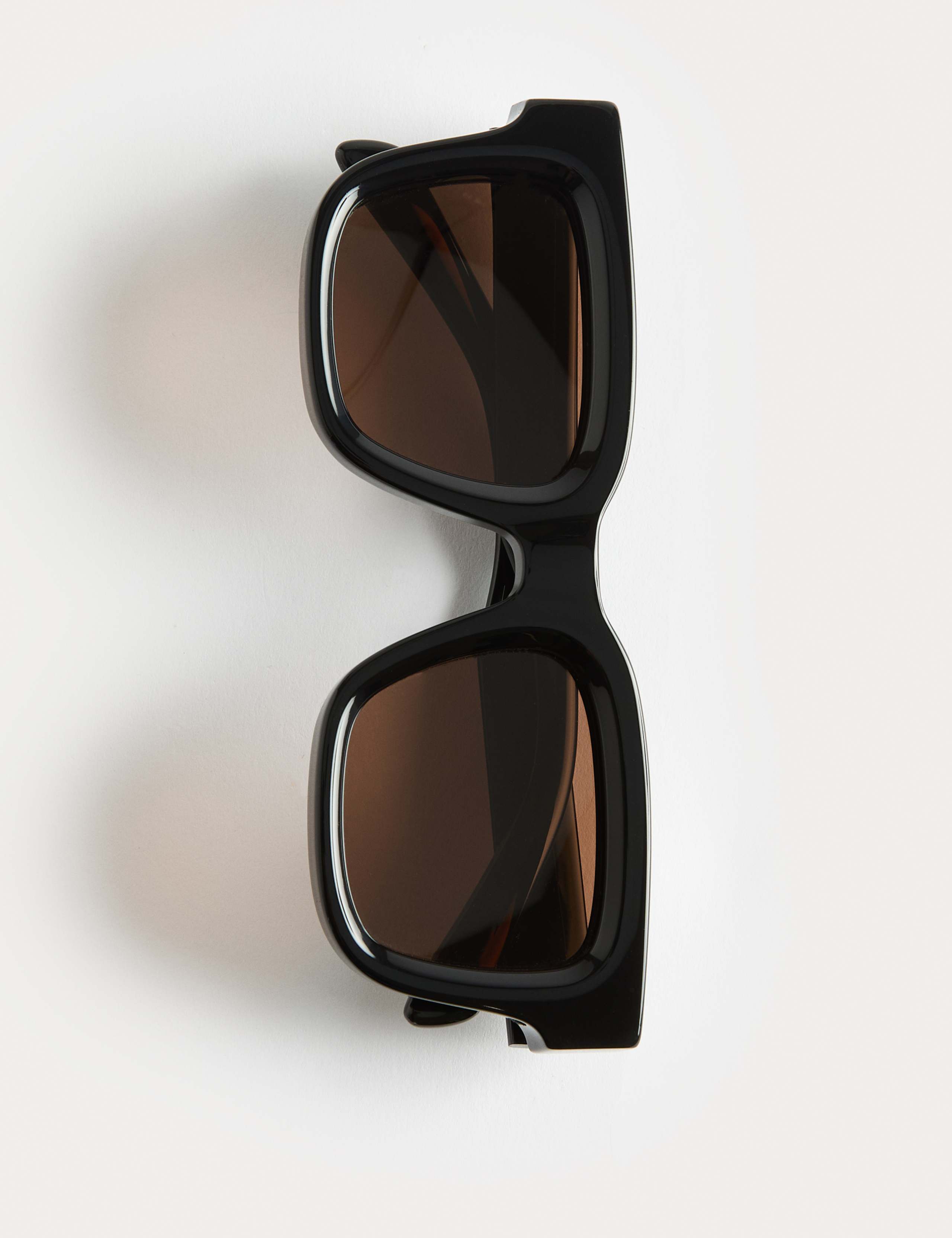 Premium Chunky Polarised Sunglasses 1 of 2