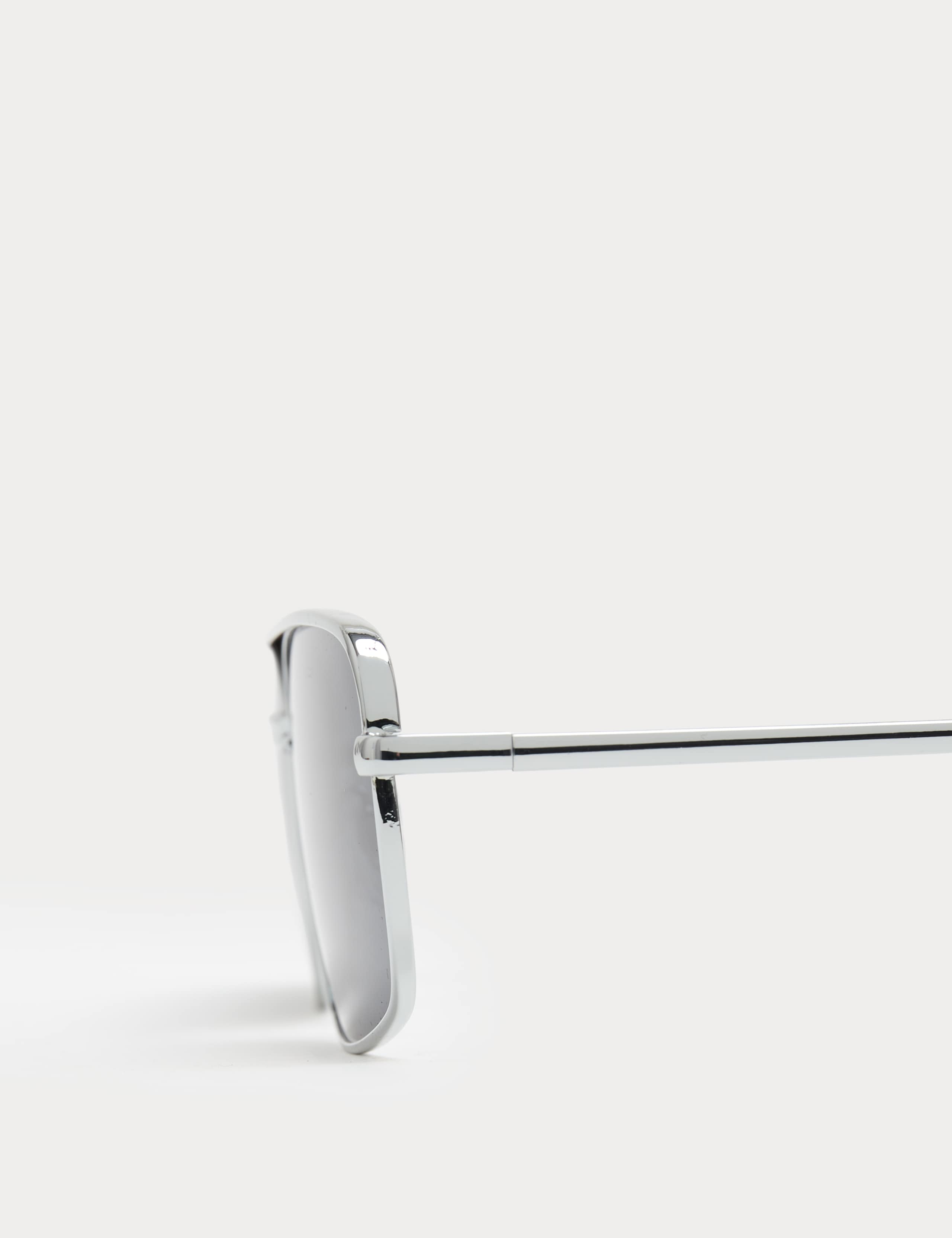 Metal Polarised Sunglasses 2 of 2