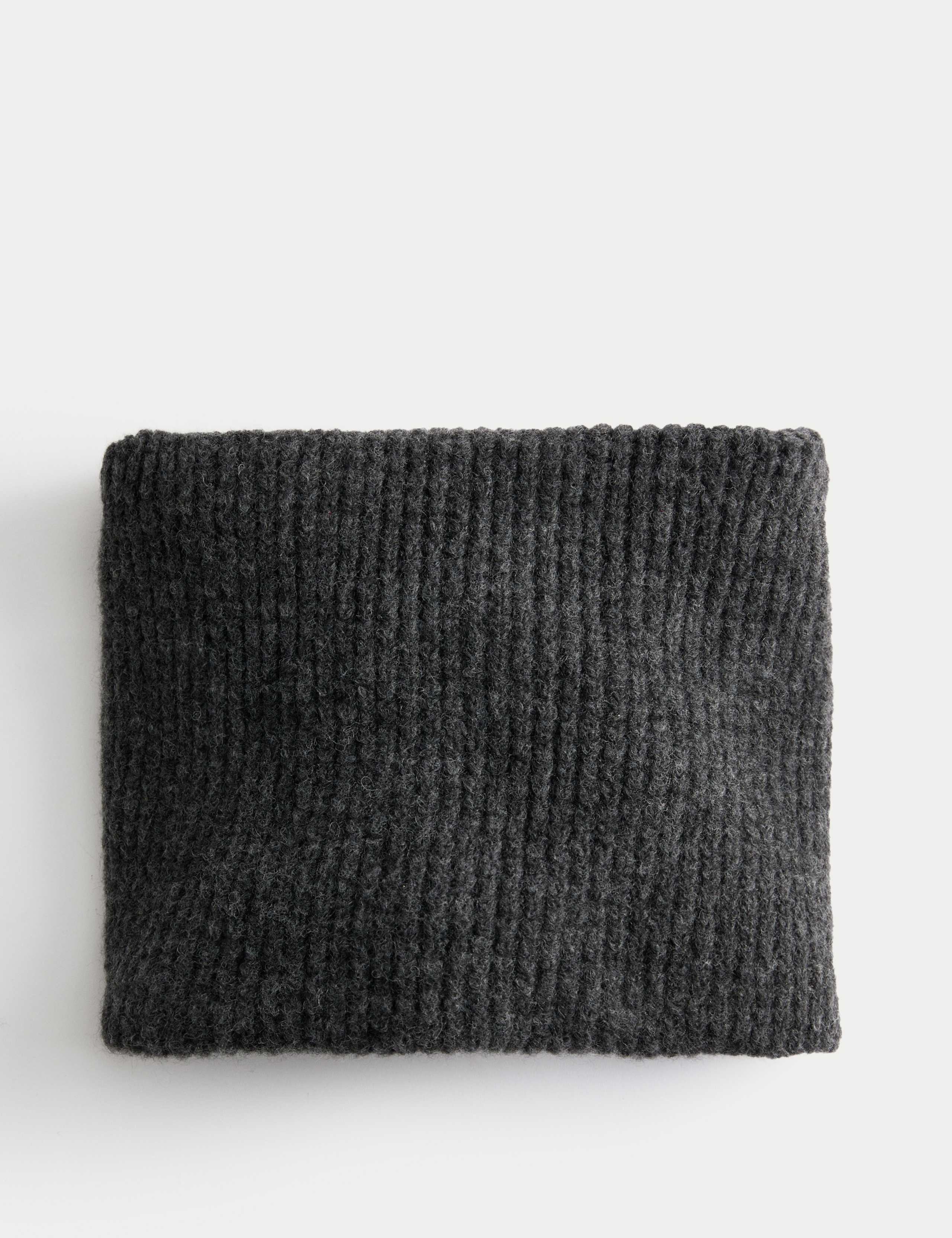 Knitted Snood 2 of 2