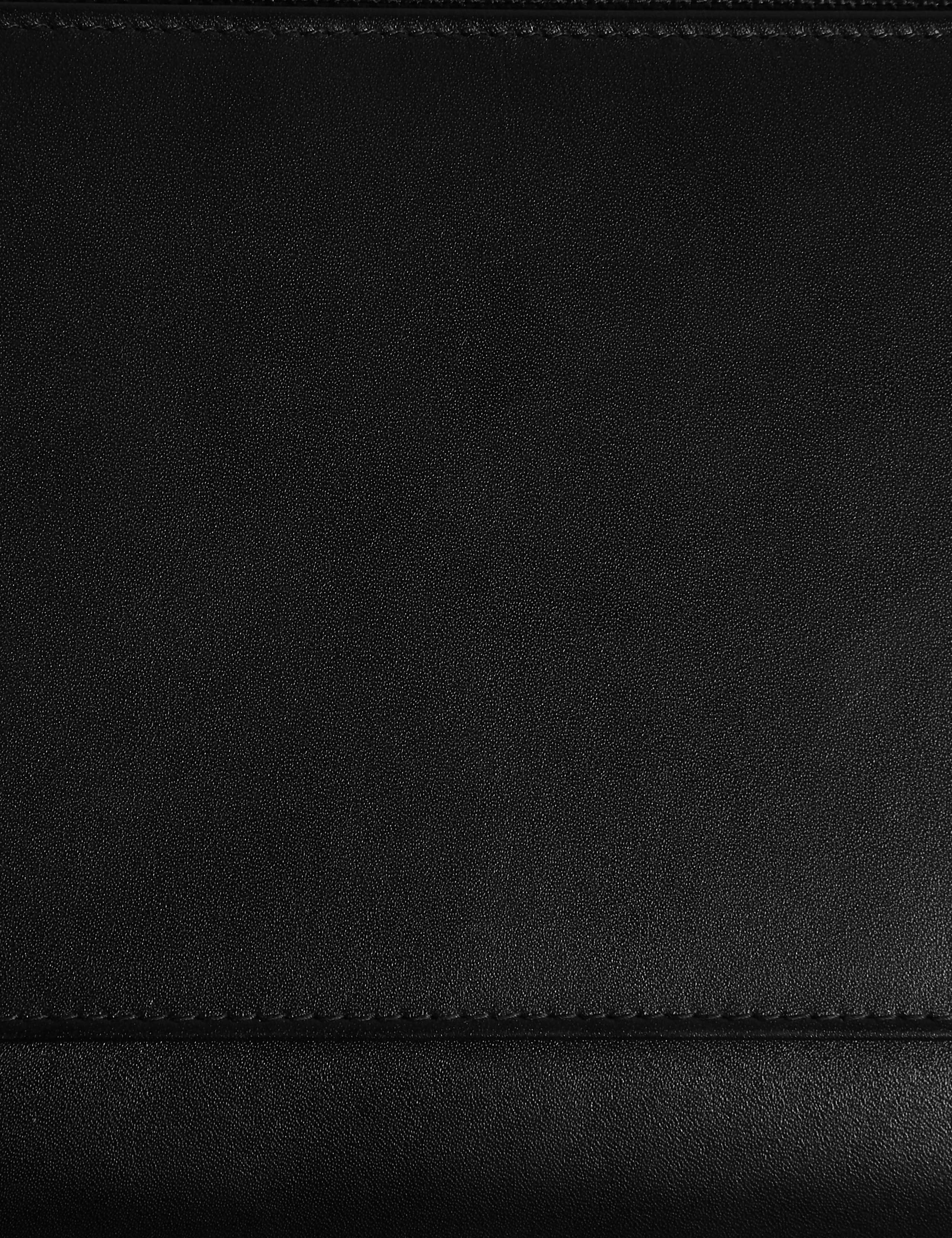 Leather Double Travel Wallet with Cardsafe™ 4 of 5