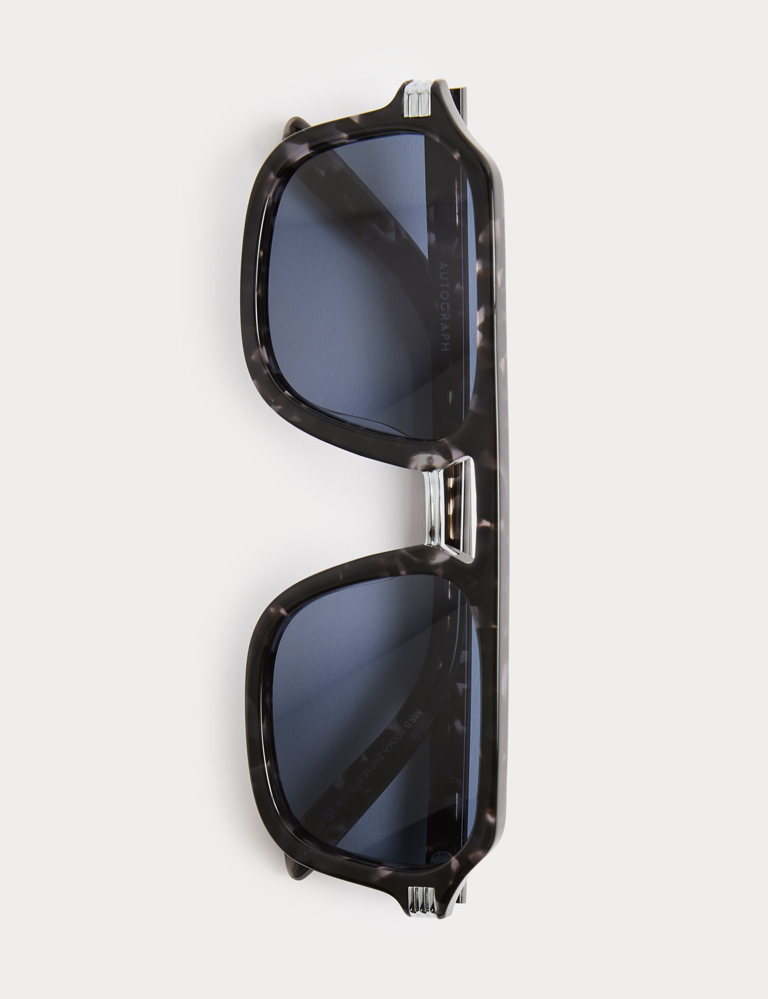 Premium Aviator Polarised Sunglasses 1 of 2