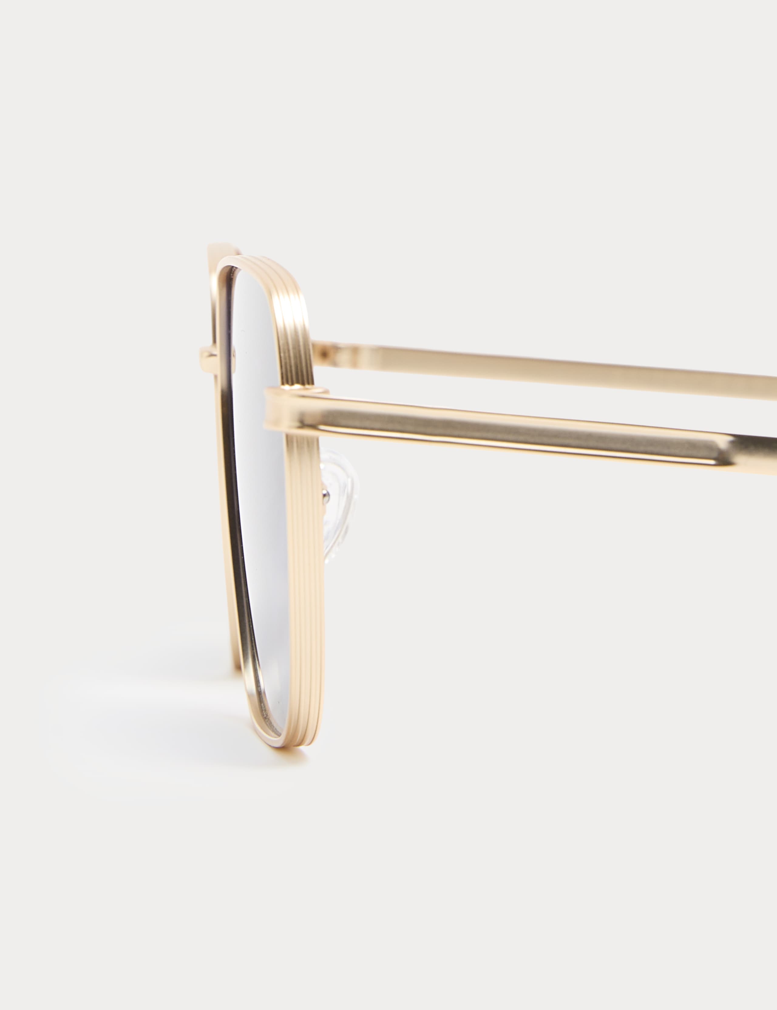 Premium Metal Polarised Sunglasses 2 of 2