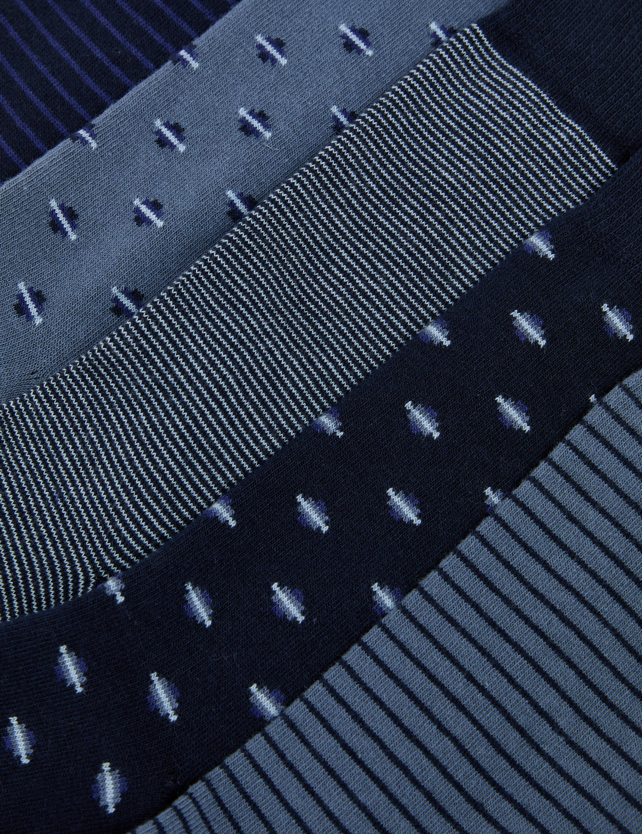 5pk Cool & Fresh™ Geo Cotton Rich Socks 2 of 2