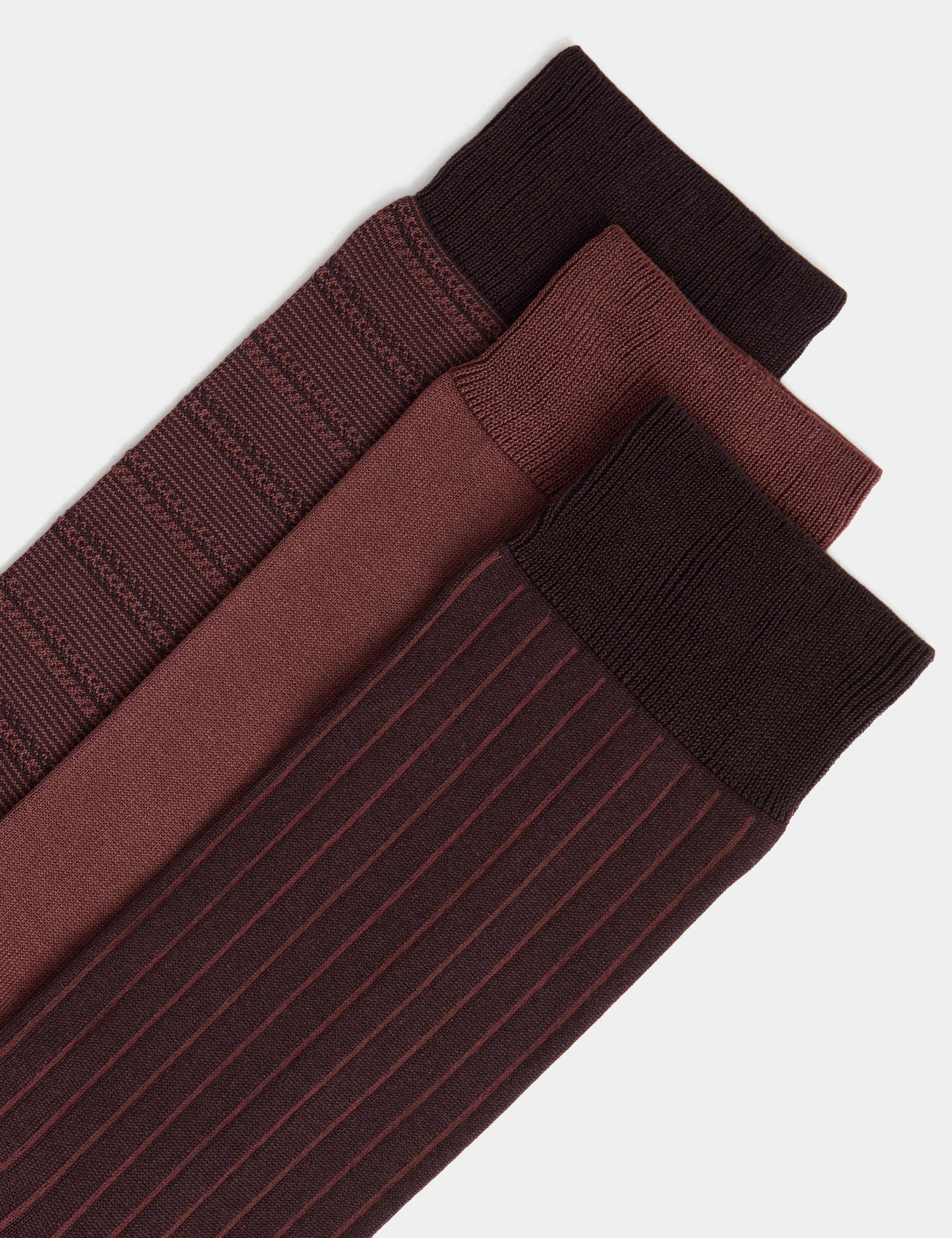3pk Cotton Rich Design Socks 2 of 2
