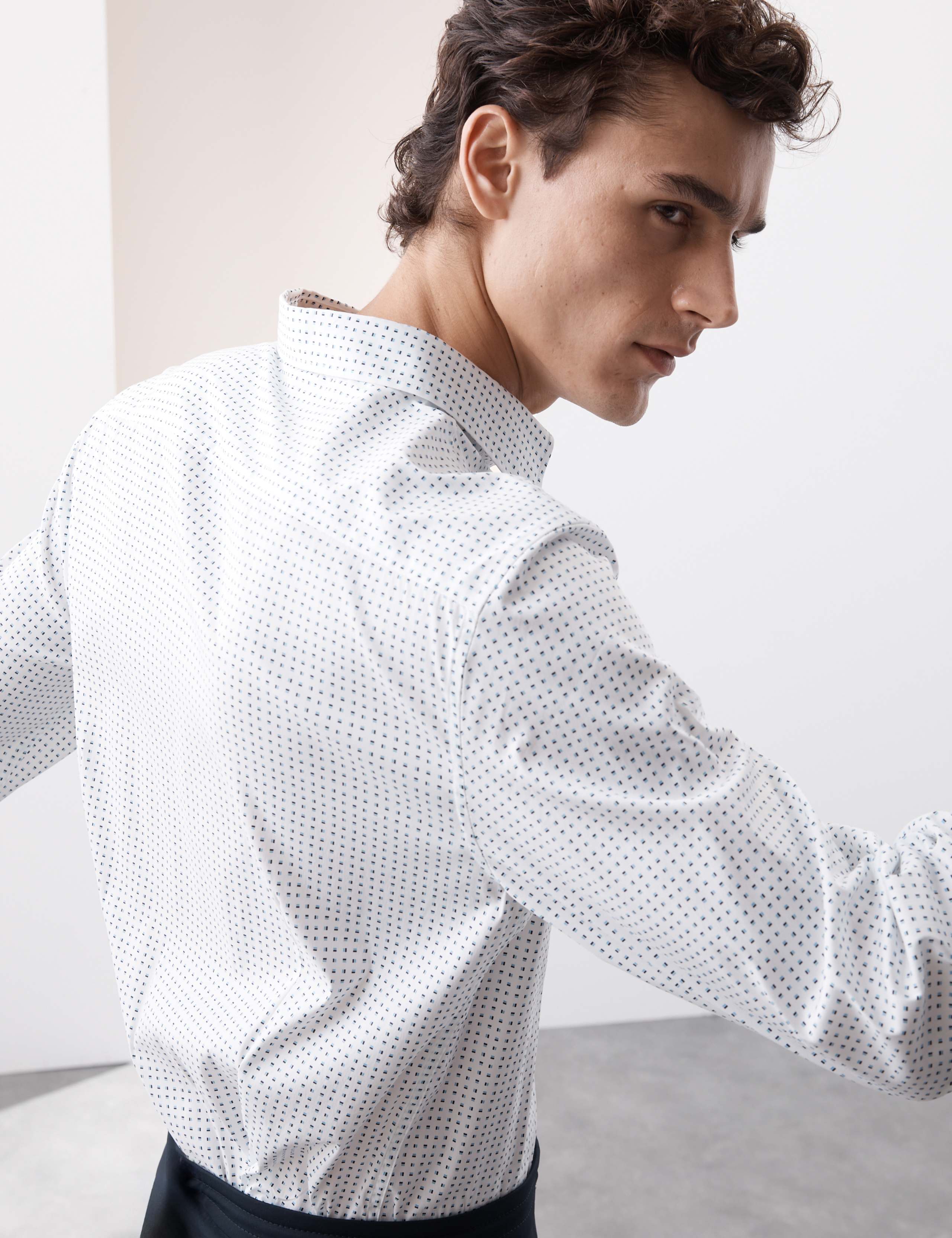 Slim Fit Performance Print Shirt 4 of 7