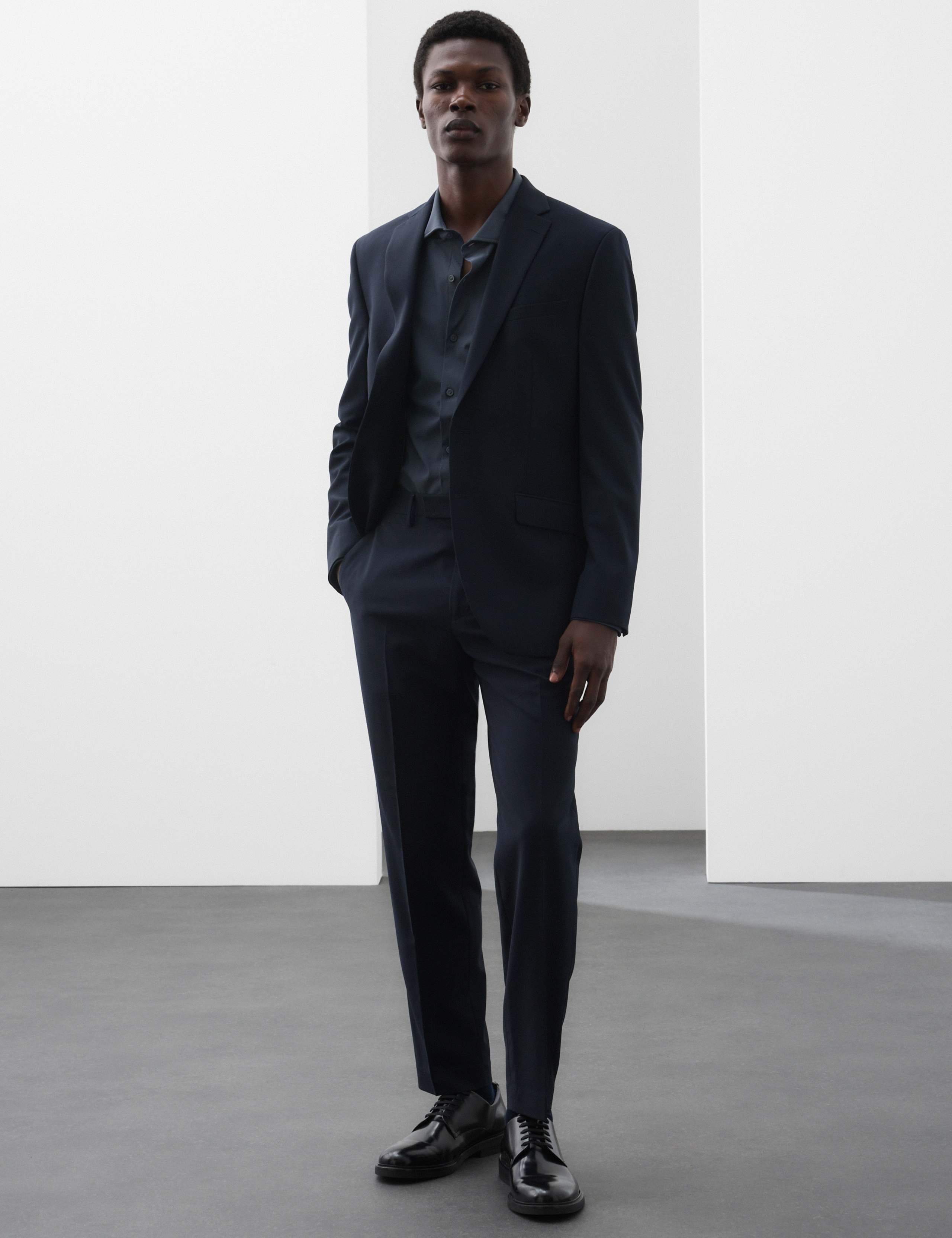 Super Stretch Textured Shirt 4 of 7