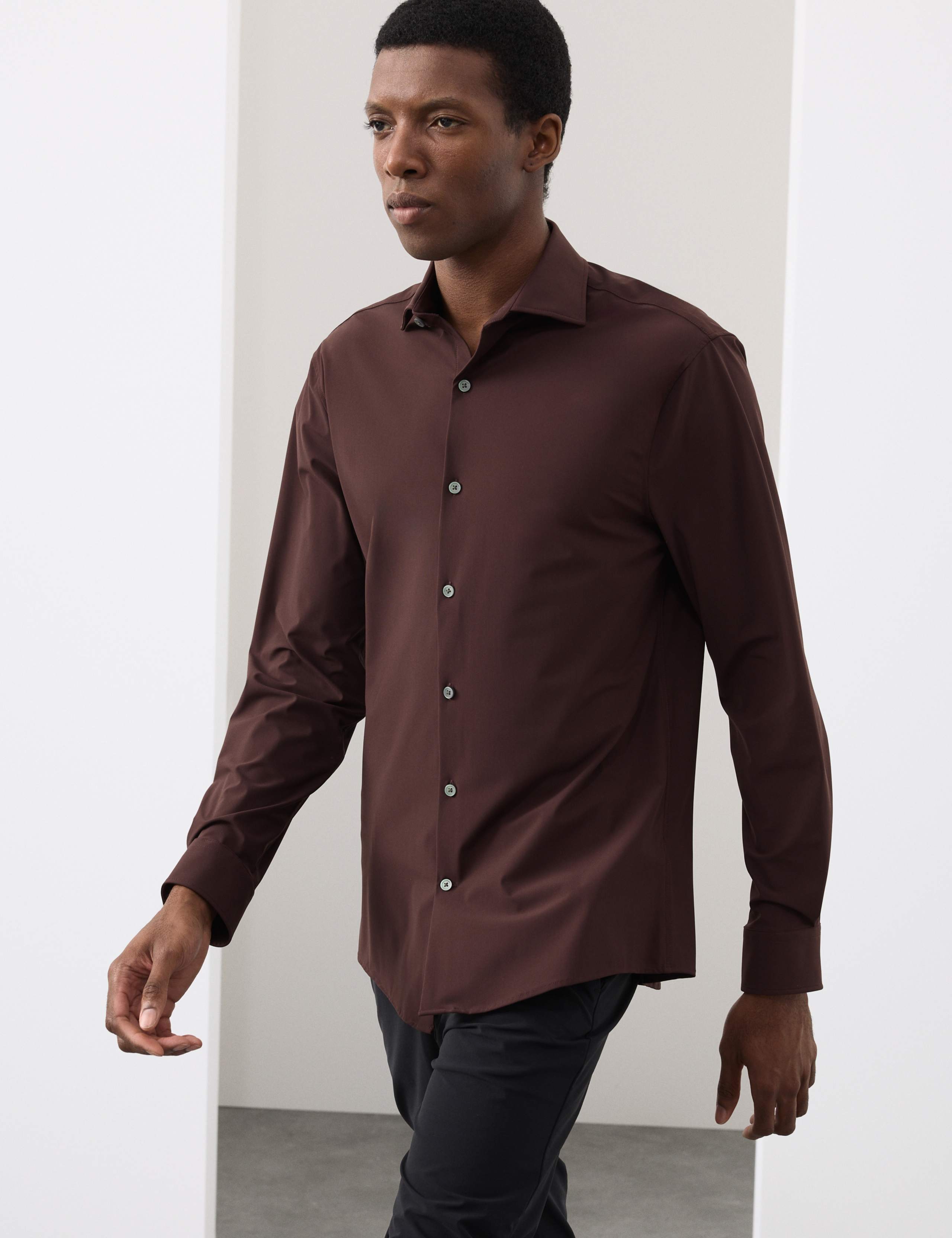 Tailored Fit Stretch Performance Shirt 4 of 7