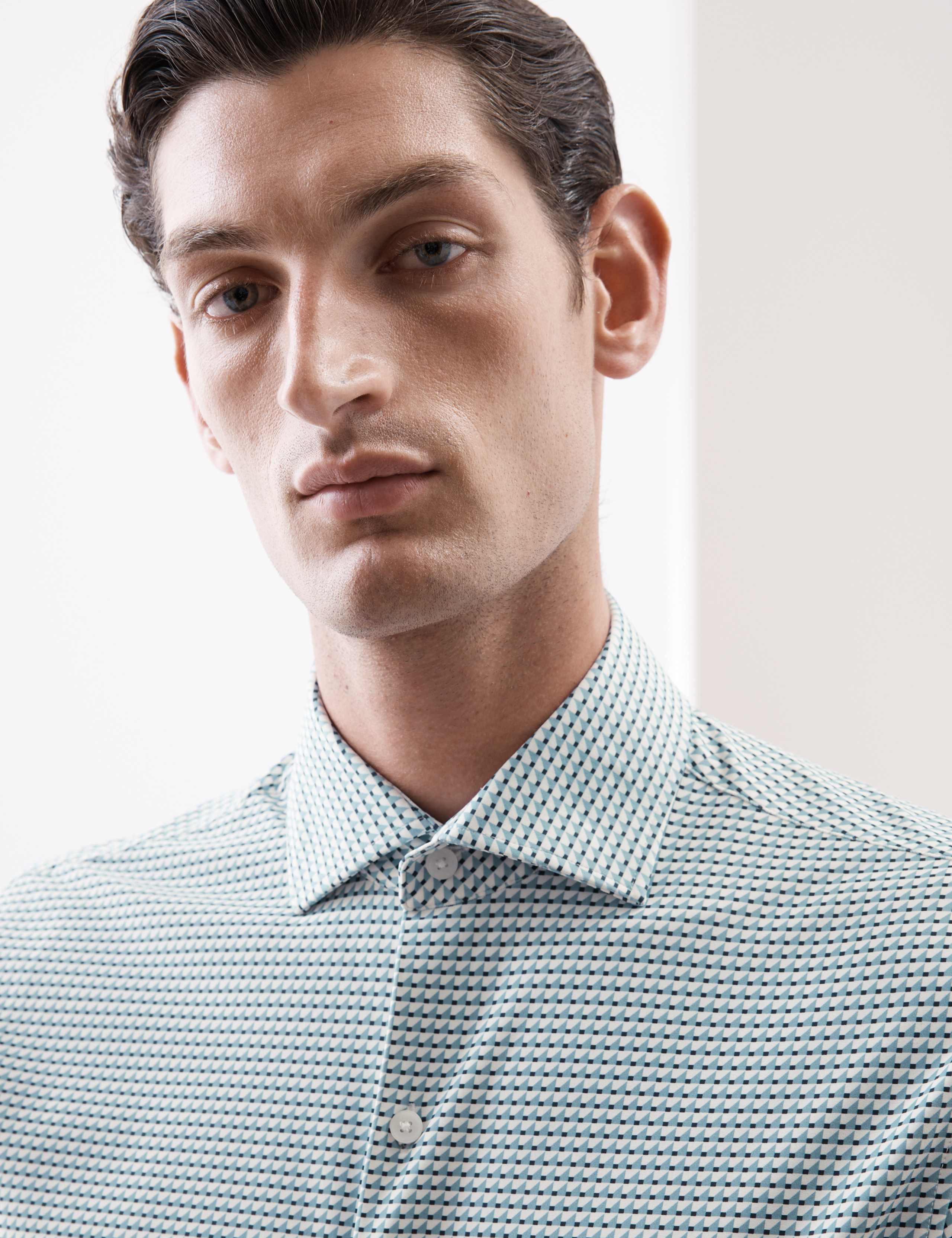 Tailored Fit Stretch Performance Shirt 5 of 7