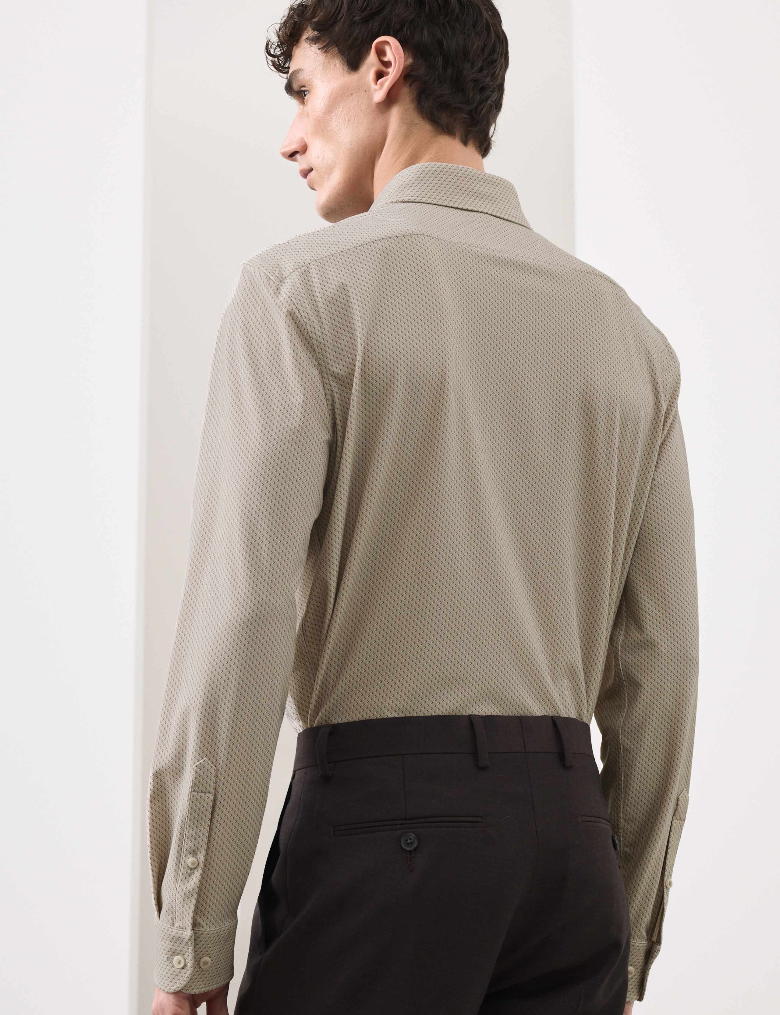 Tailored Fit Stretch Performance Shirt 6 of 6