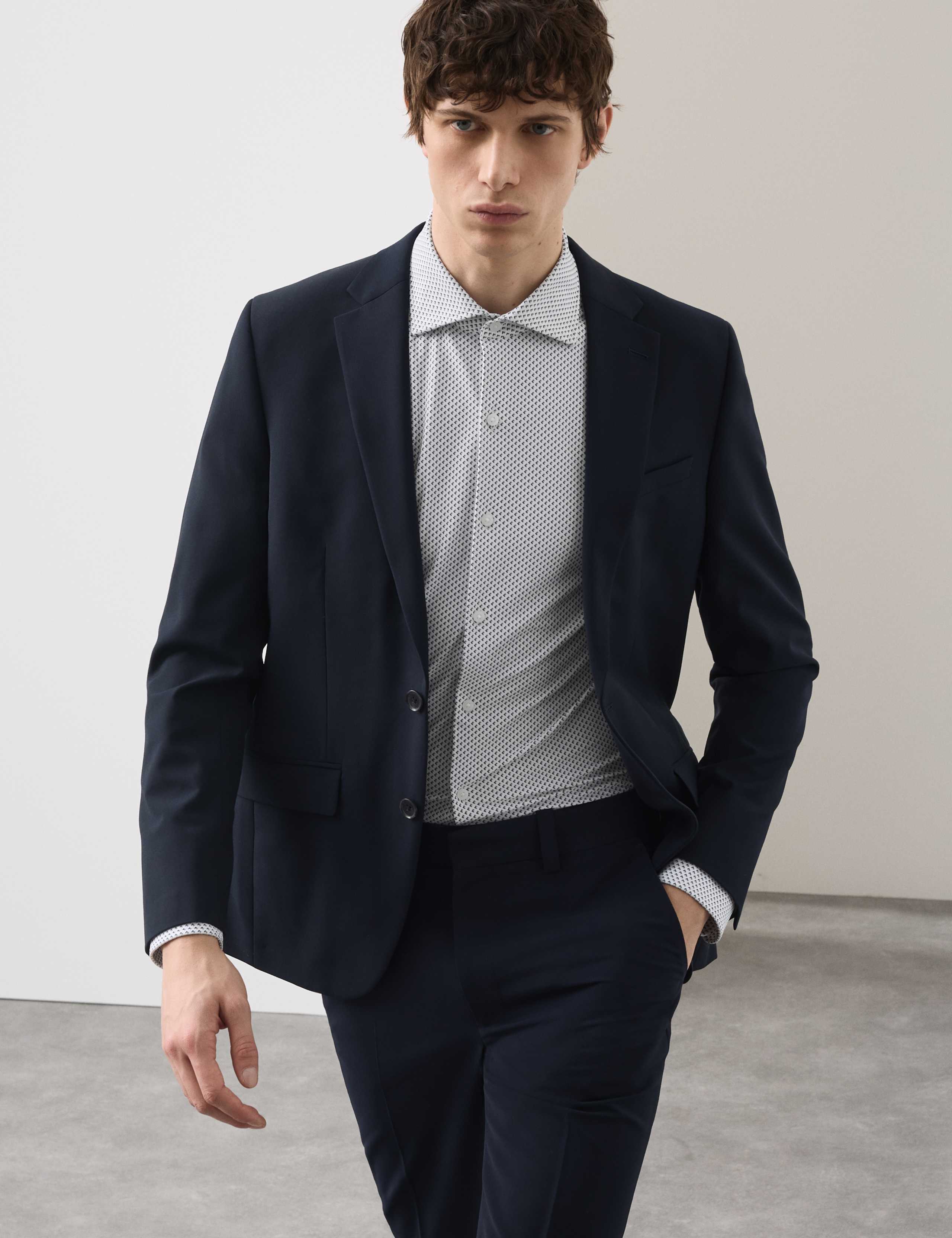 Tailored Fit Stretch Performance Shirt 3 of 6