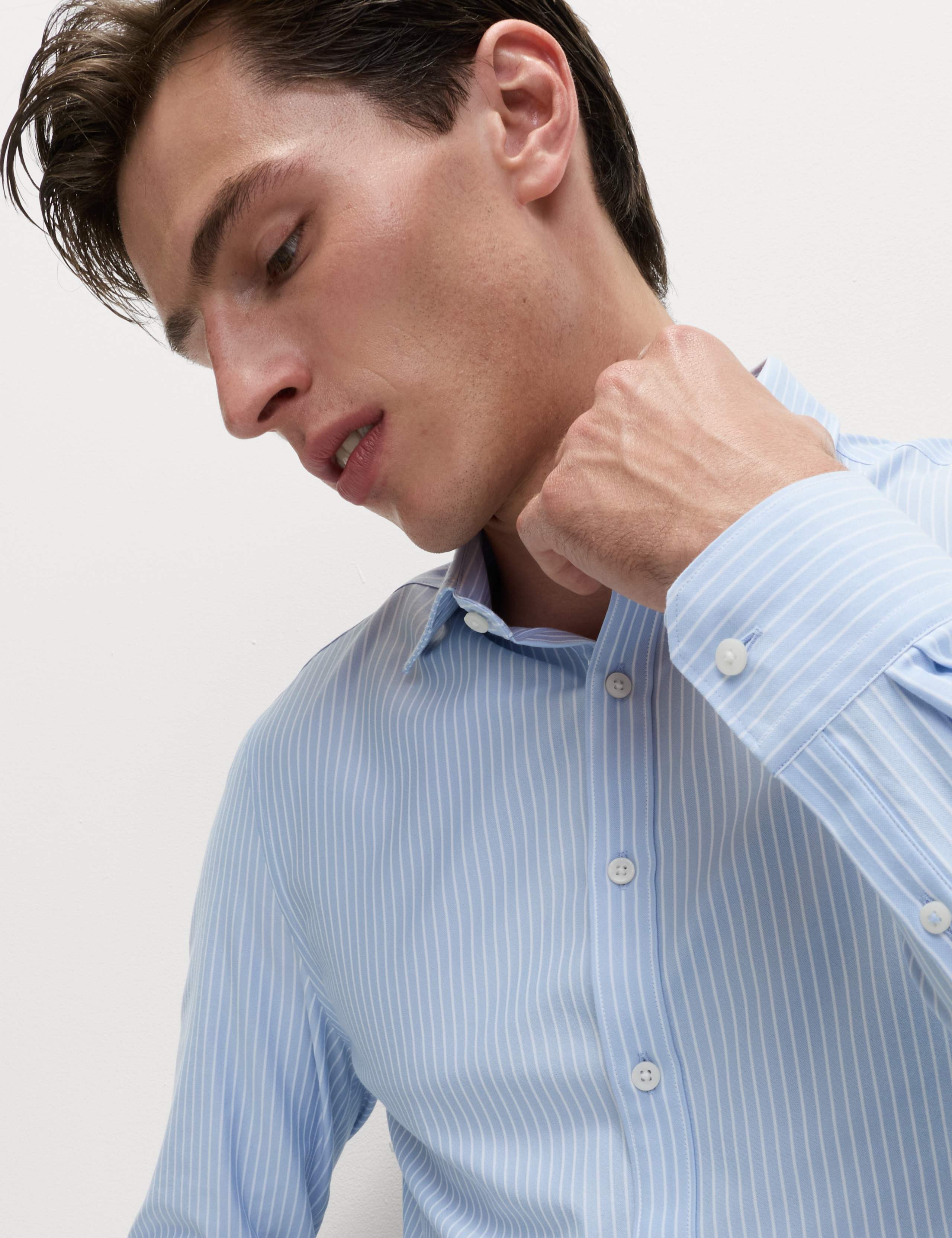 Regular Fit Ultimate Non Iron Jersey Striped Shirt 4 of 6