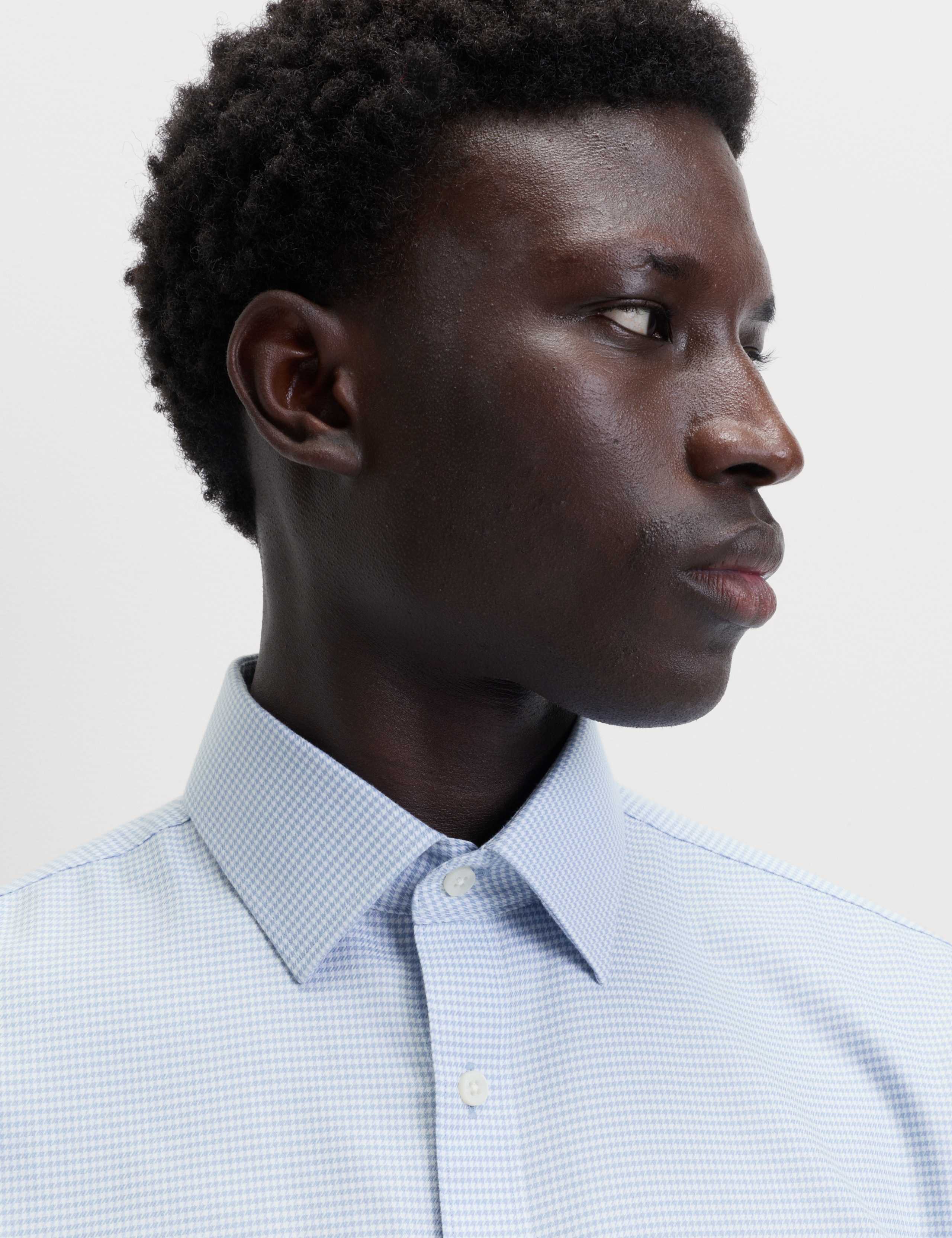 Slim Fit Ultimate Non Iron Pure Cotton Shirt 3 of 7