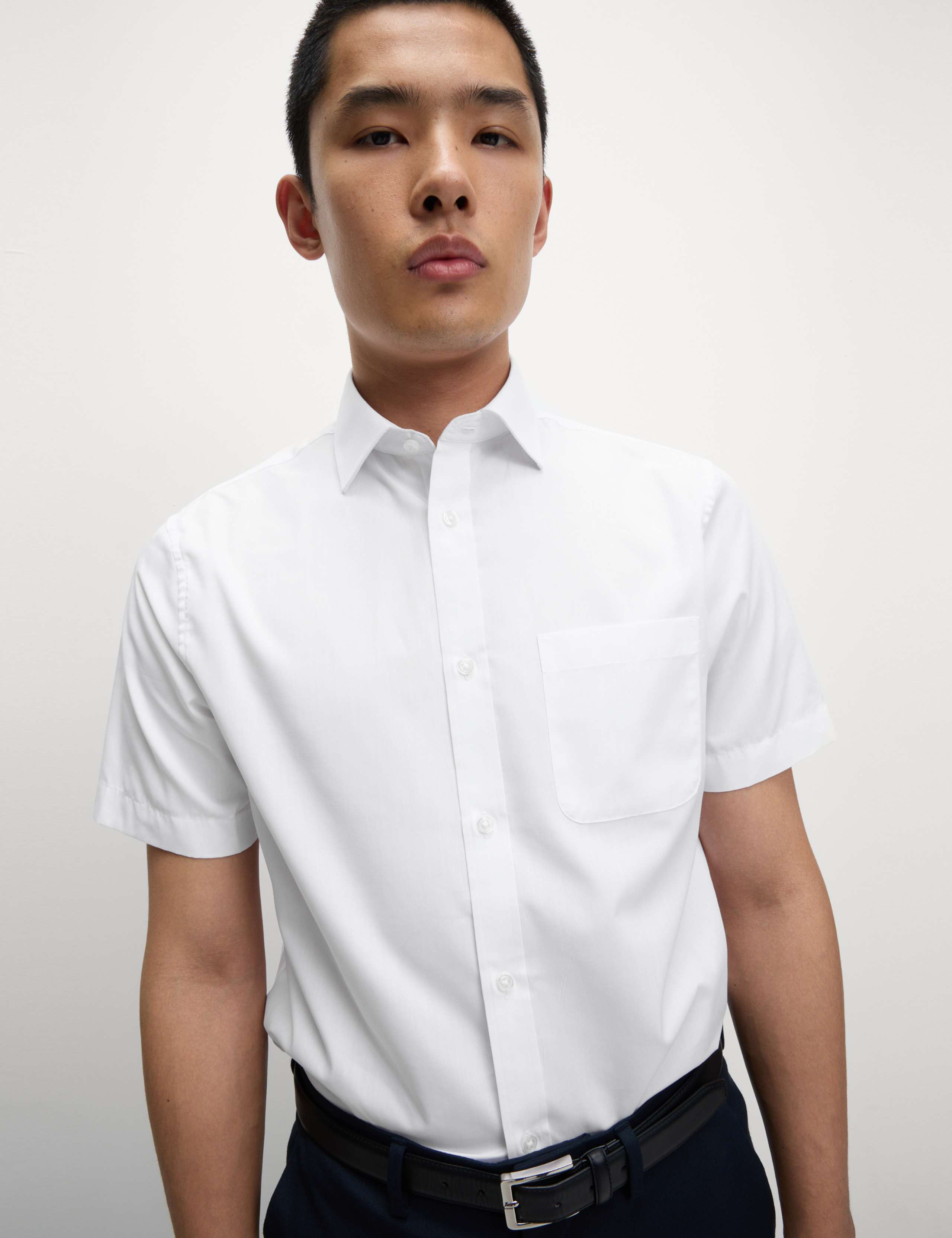 3 Pack Regular Fit Easy Iron Short Sleeve Shirts 4 of 5