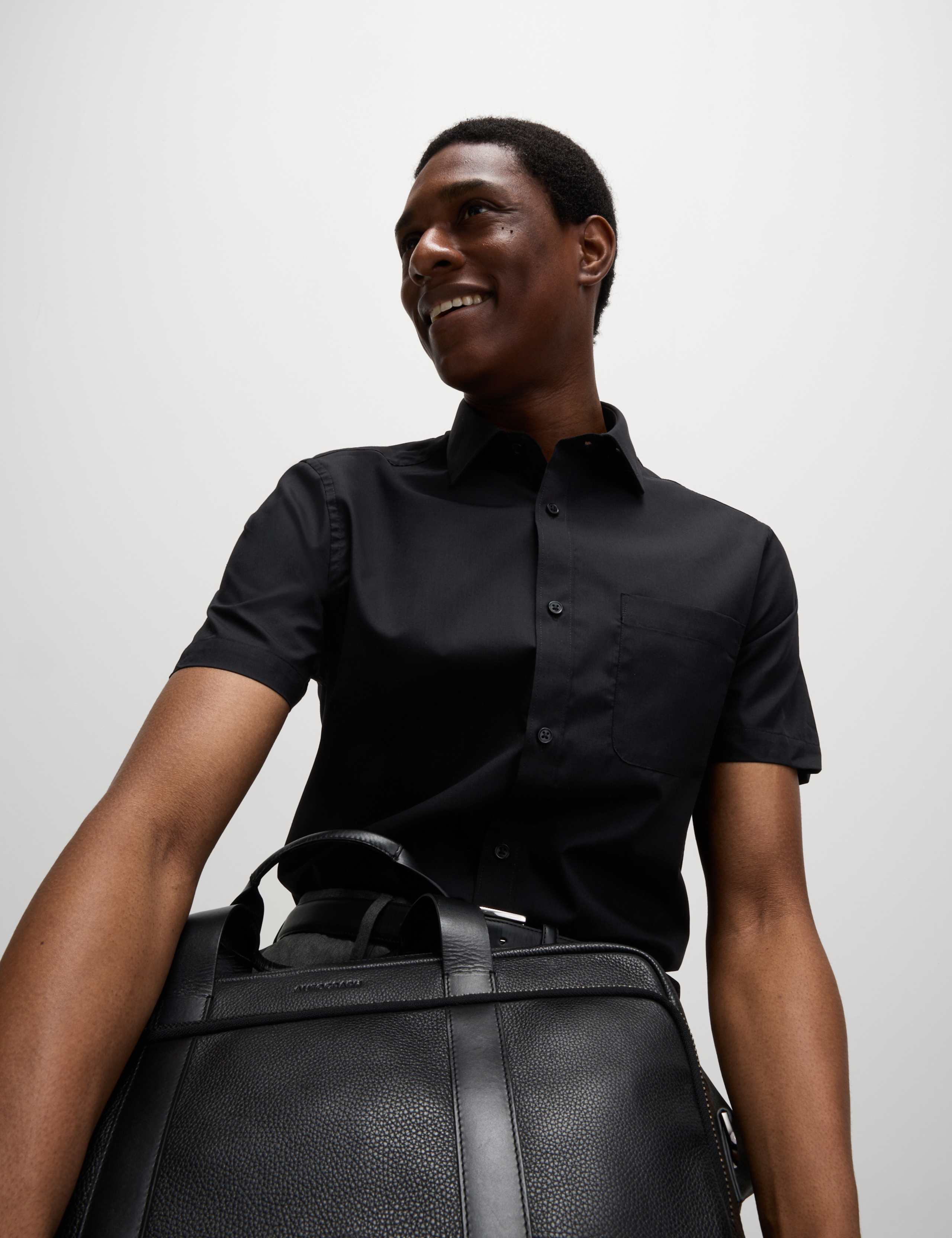 3 Pack Slim Fit Easy Iron Short Sleeve Shirts 2 of 7