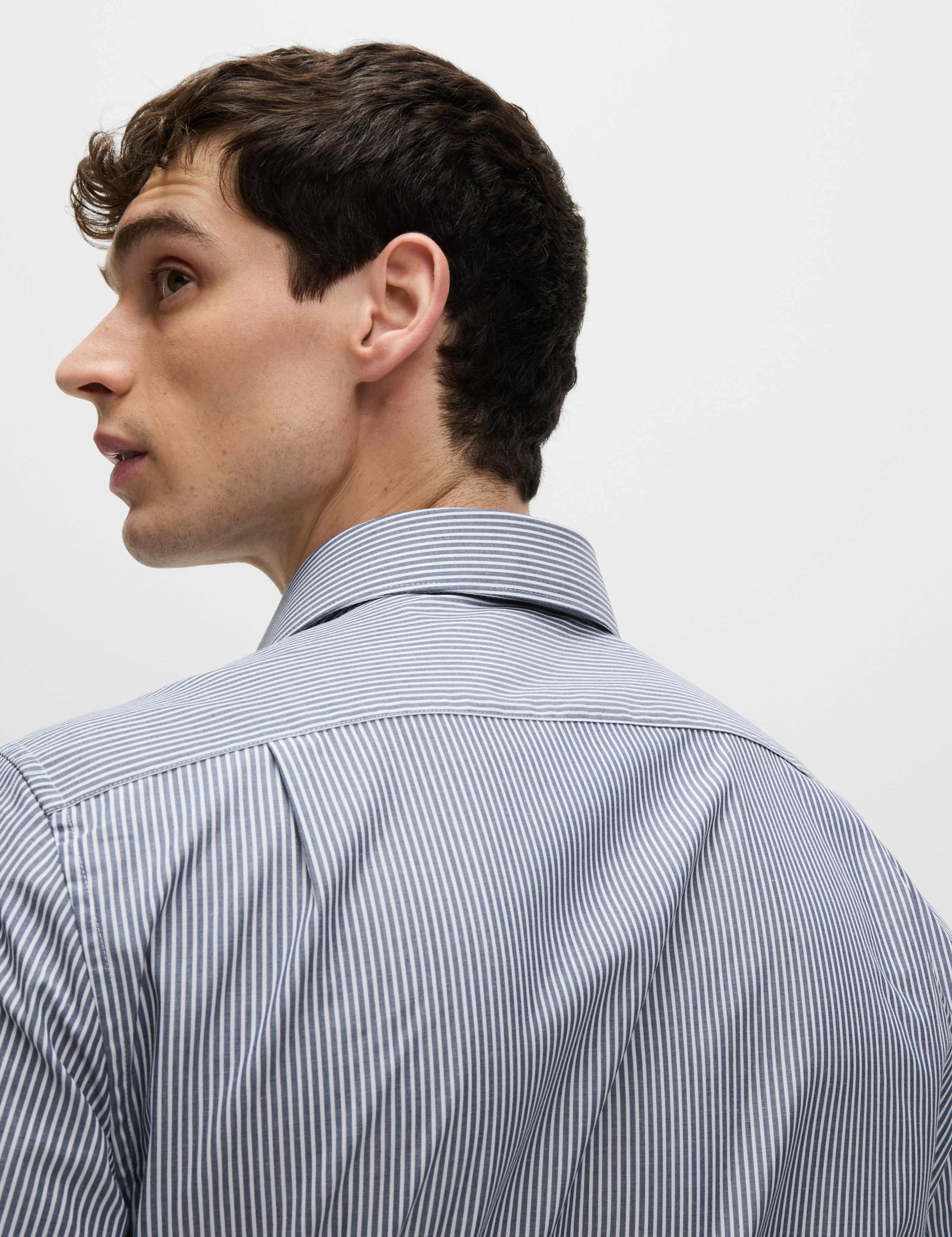 2 Pack Regular Fit Easy Iron Cotton Blend Poplin Shirts 2 of 6